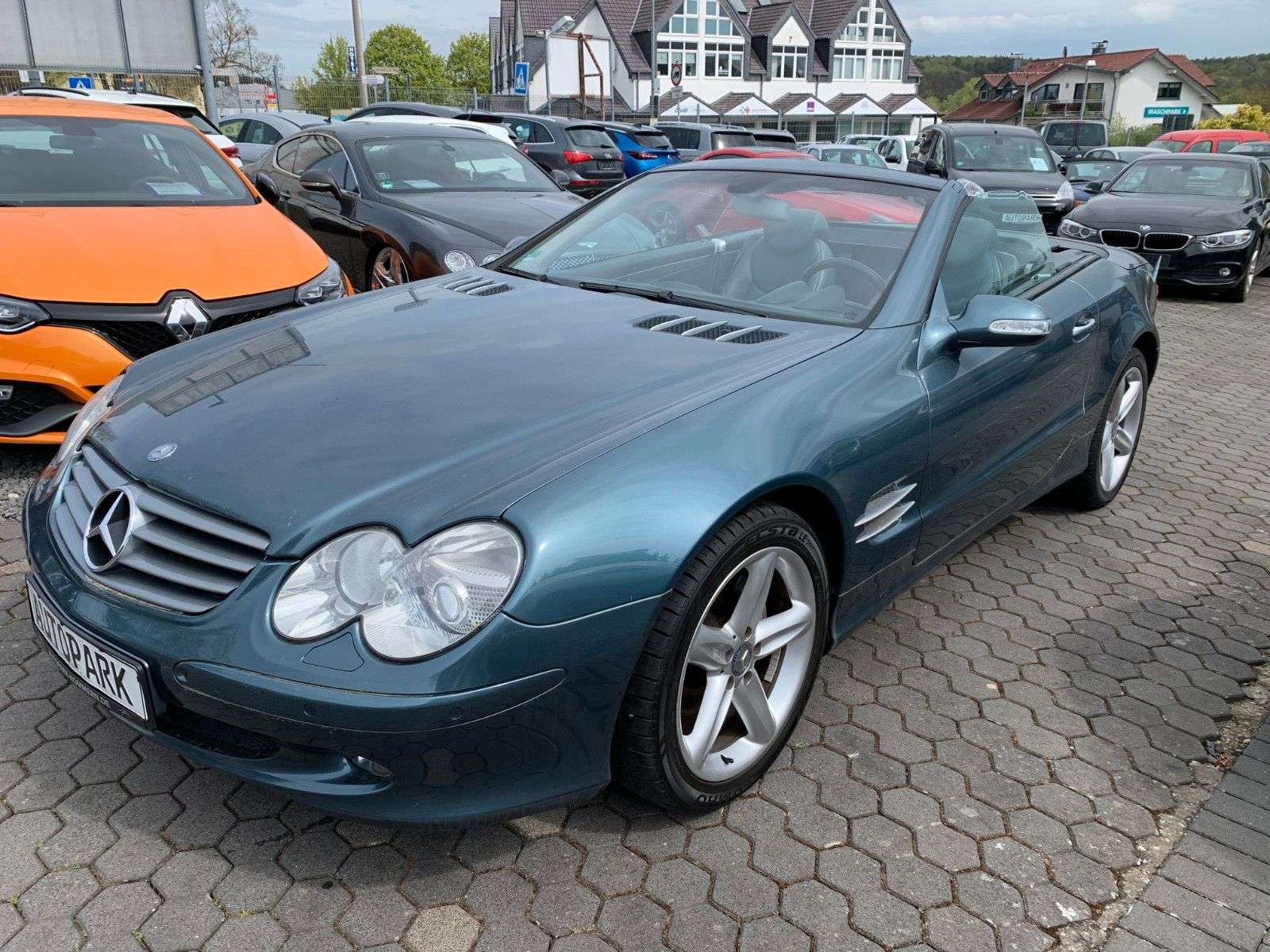 Second hand Mercedes Benz Sl-Class 350