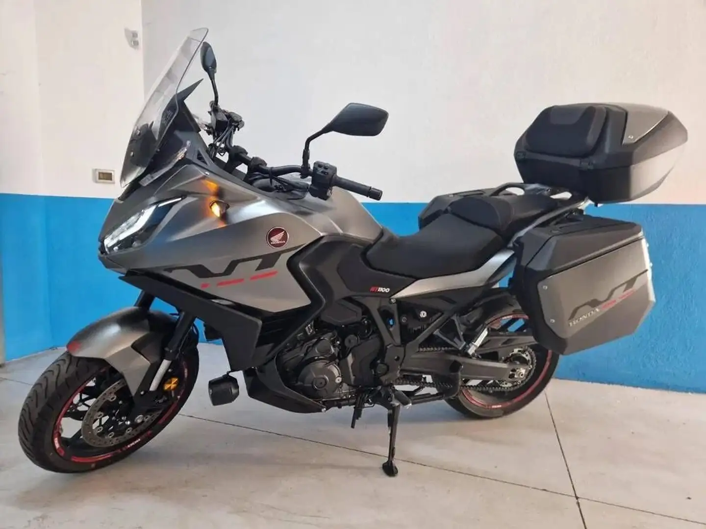 Honda NT 1100 Grigio - 2