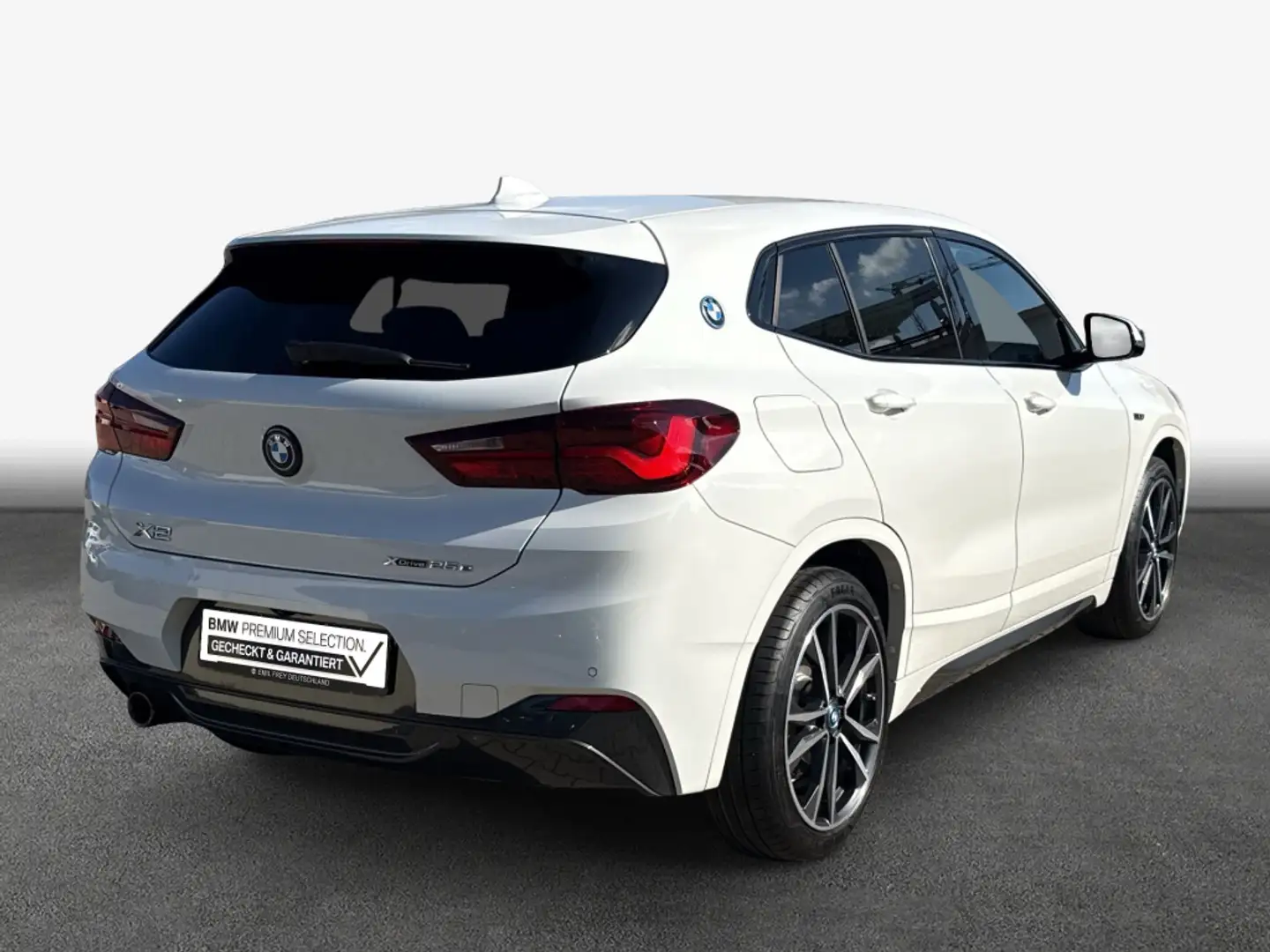 BMW X2 xDrive25e M Sport Weiß - 2