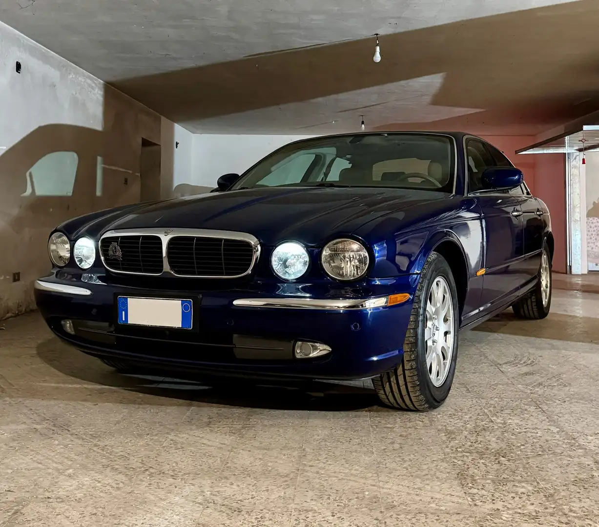 Jaguar XJ6 3.0 r dynamic - 1