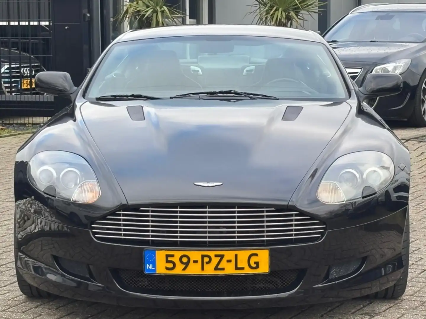 Aston Martin DB9 5.9 V12 458PK Touchtronic 2005 Zwart NL auto Schwarz - 2