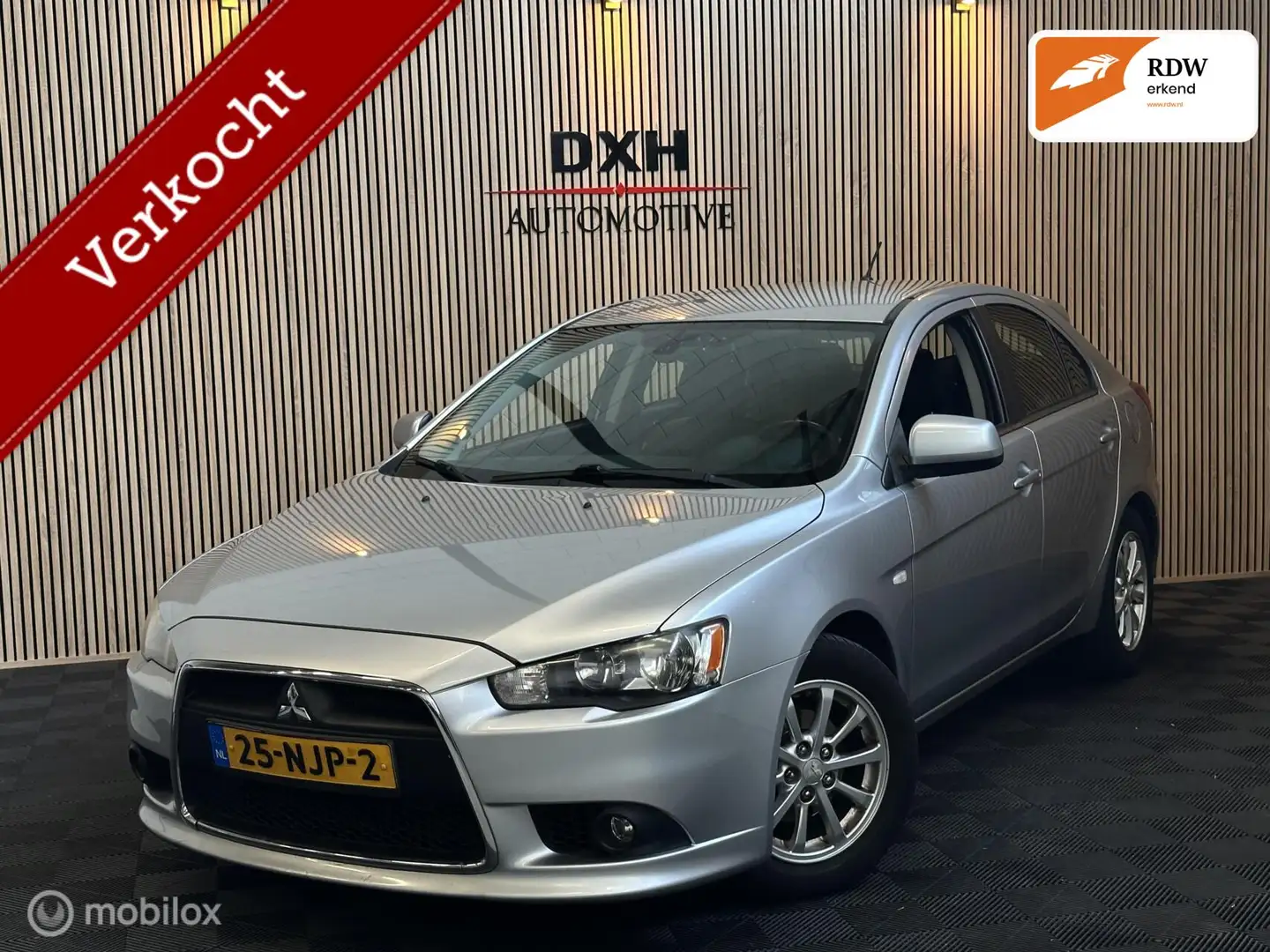 Mitsubishi Lancer Sportback 1.6 Edition CARPLAY LEER STOELVW Grijs - 1