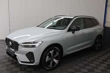 T6 Recharge Plug-in Hybride AWD Plus Dark ACC BLIS Panorama Harman Kardon Camera 360