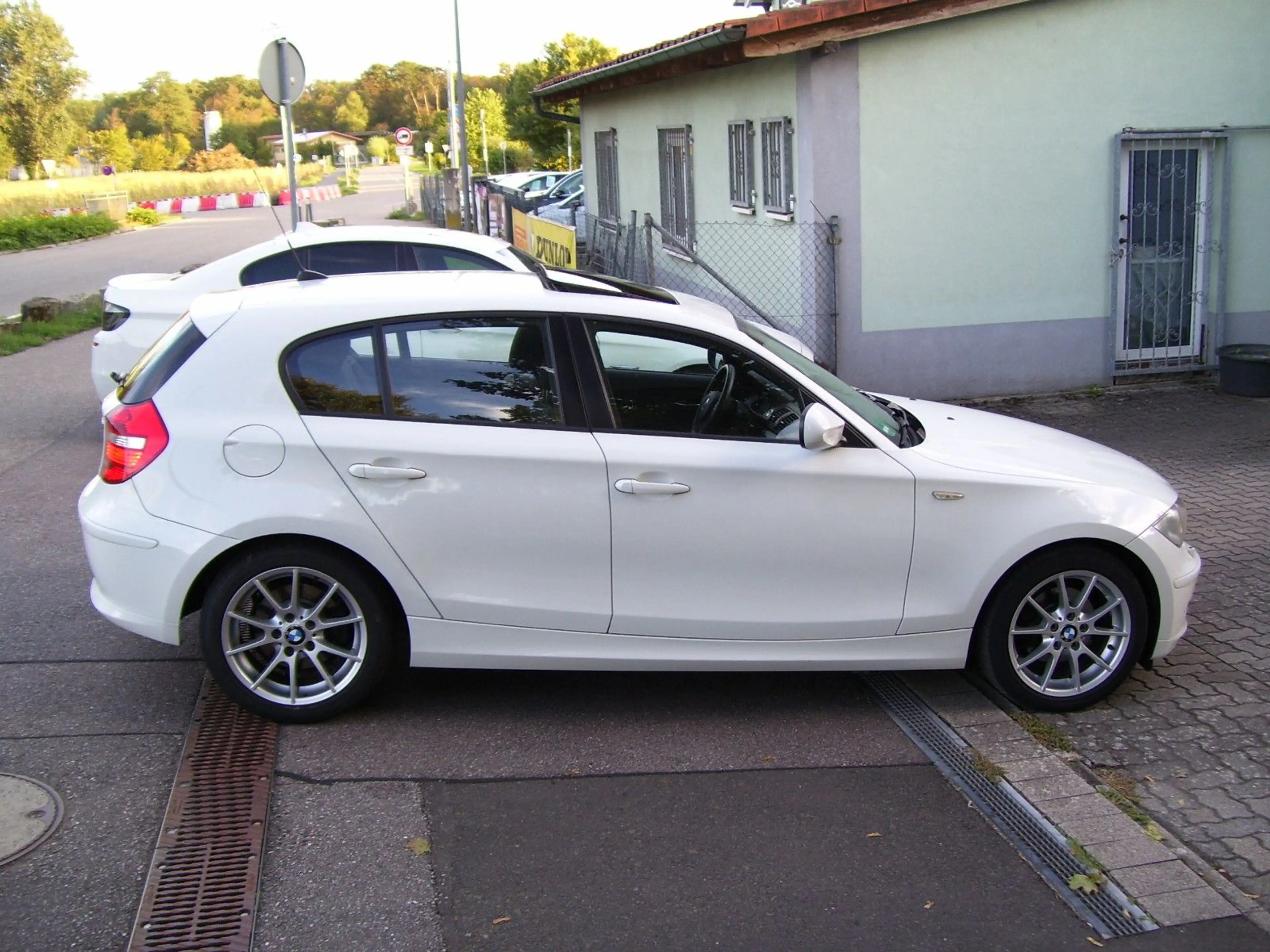 BMW 118 i Limousine*Edition Lifestyle*Navi*Xenon*PDC — photo 7