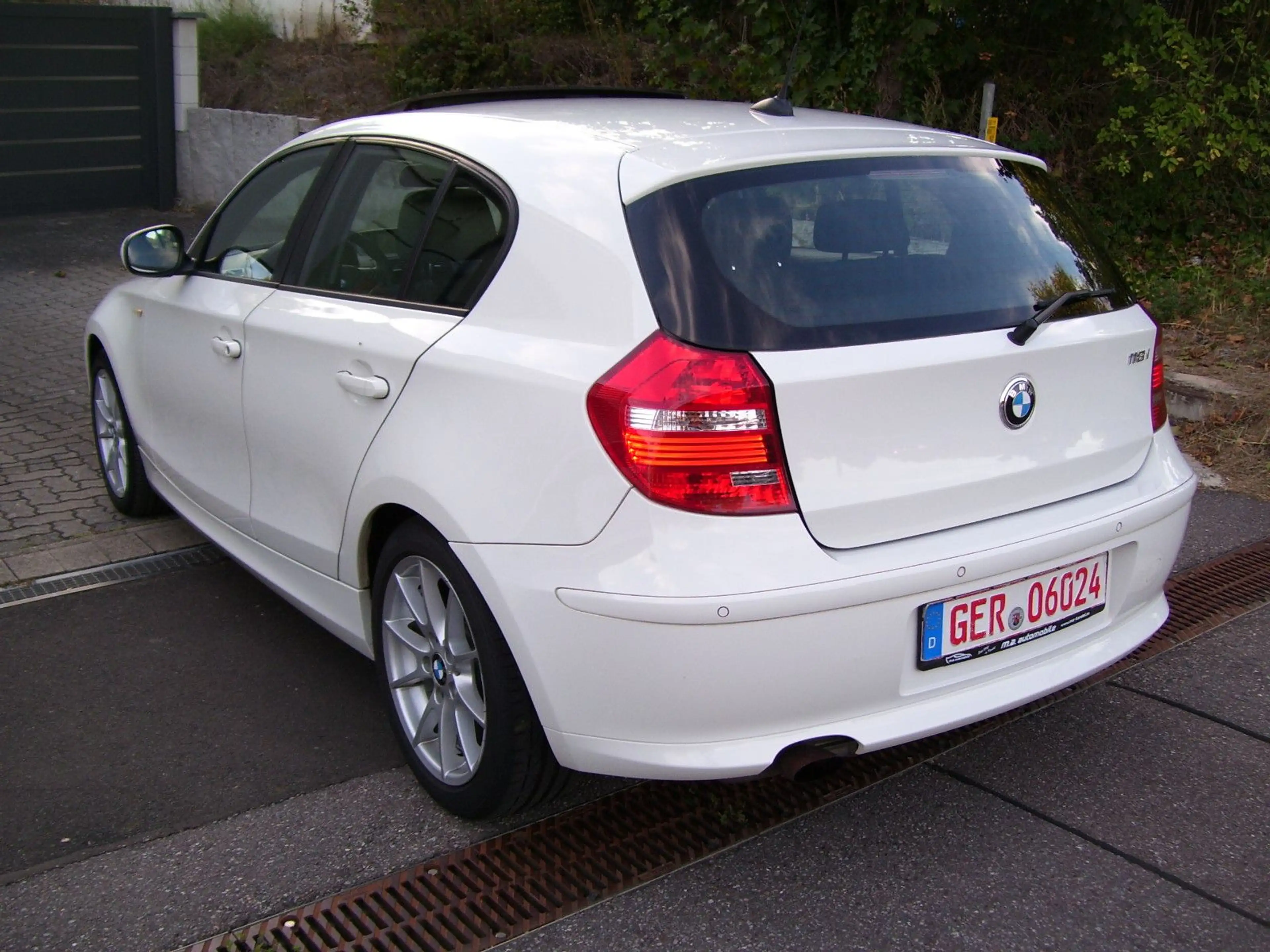 BMW 118 i Limousine*Edition Lifestyle*Navi*Xenon*PDC — photo 5