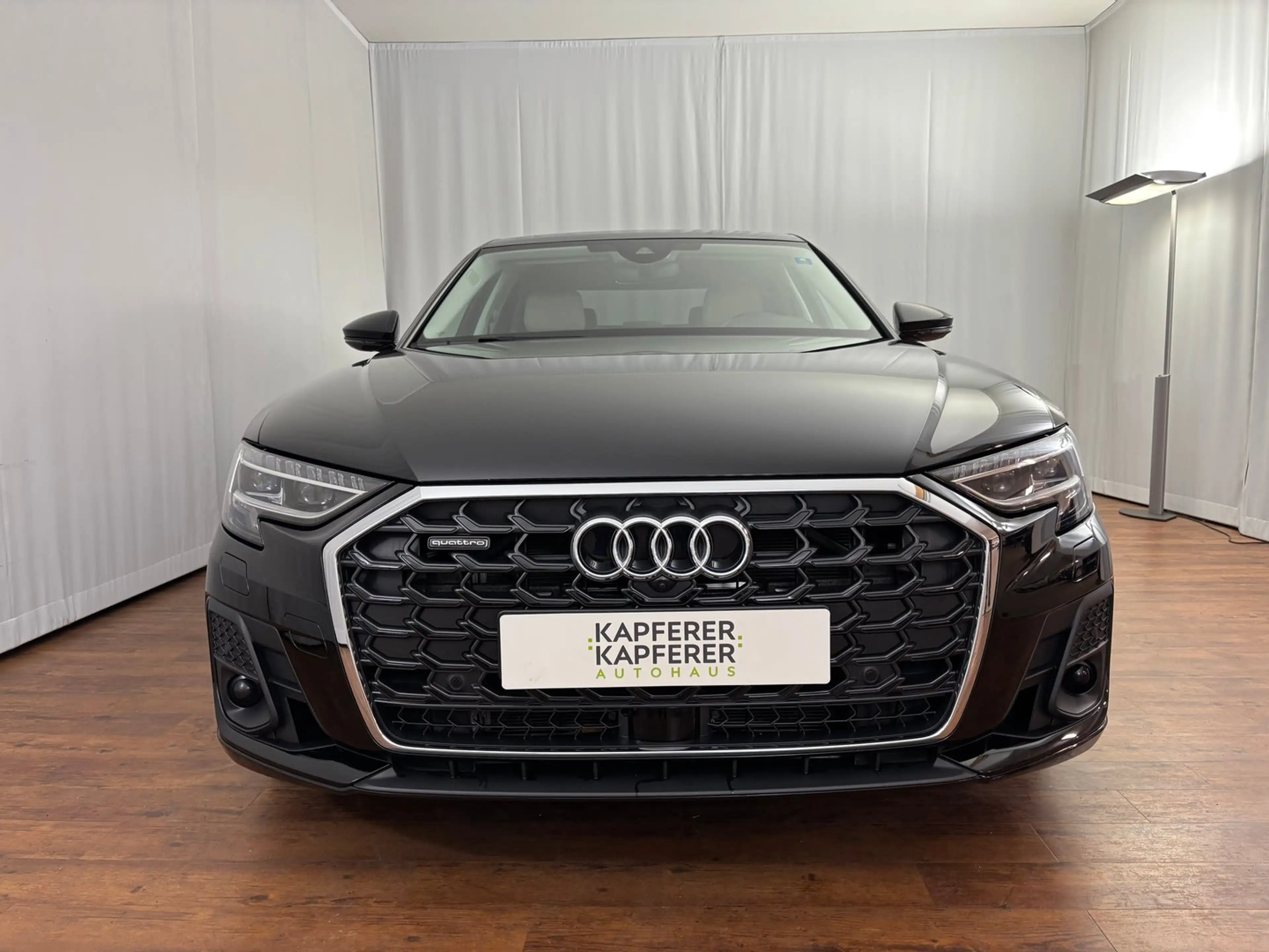 Audi A8 60 TFSI e quattro — photo 5