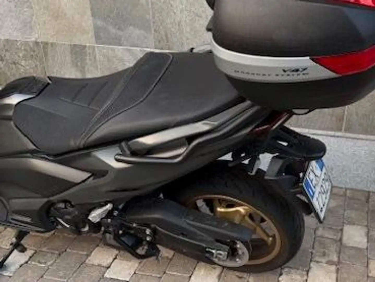 Yamaha TMAX 560 Noir - 2