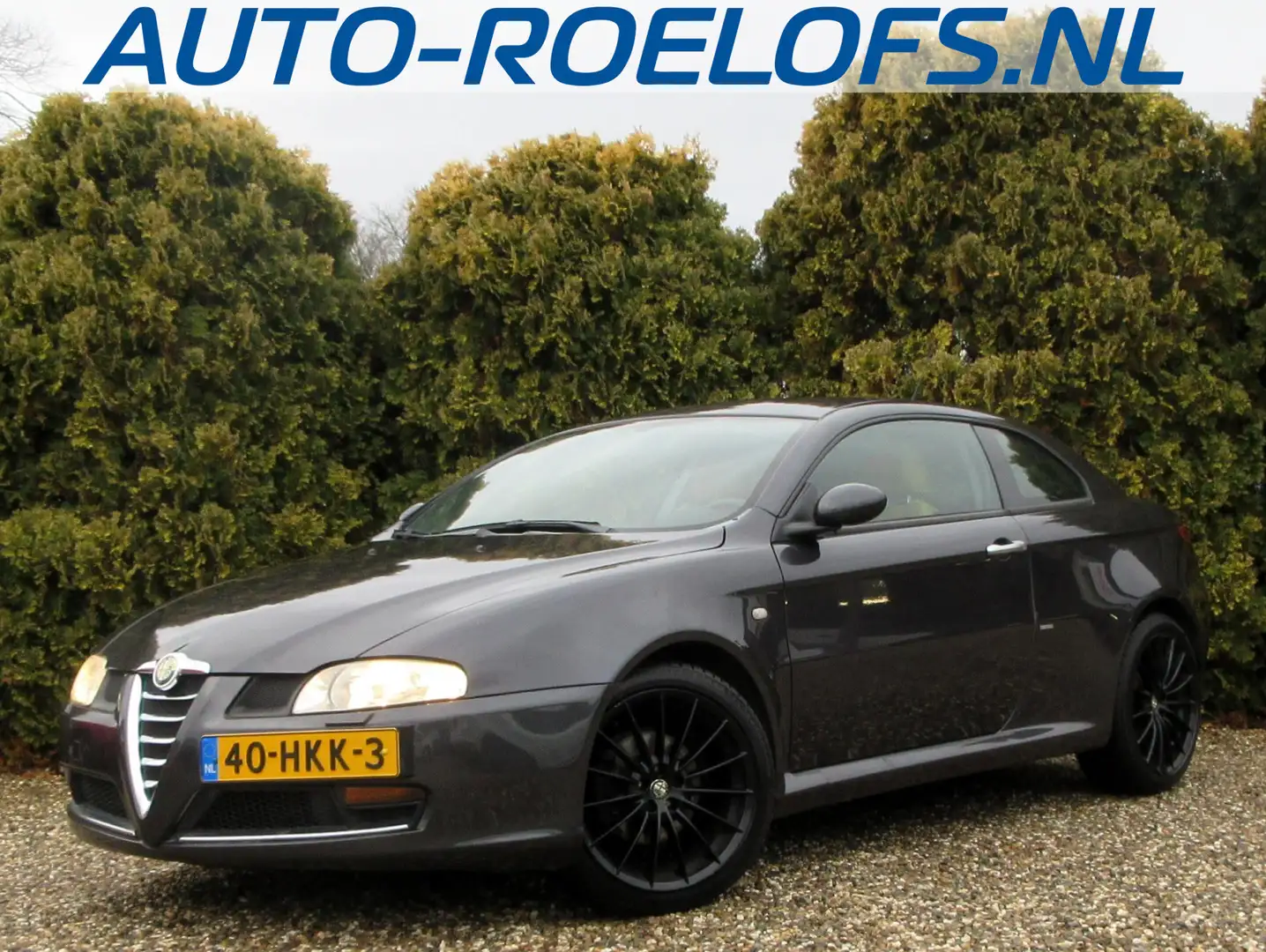 Alfa Romeo GT 2.0 JTS Imola*Navi*Pdc*18 inch* Grau - 1