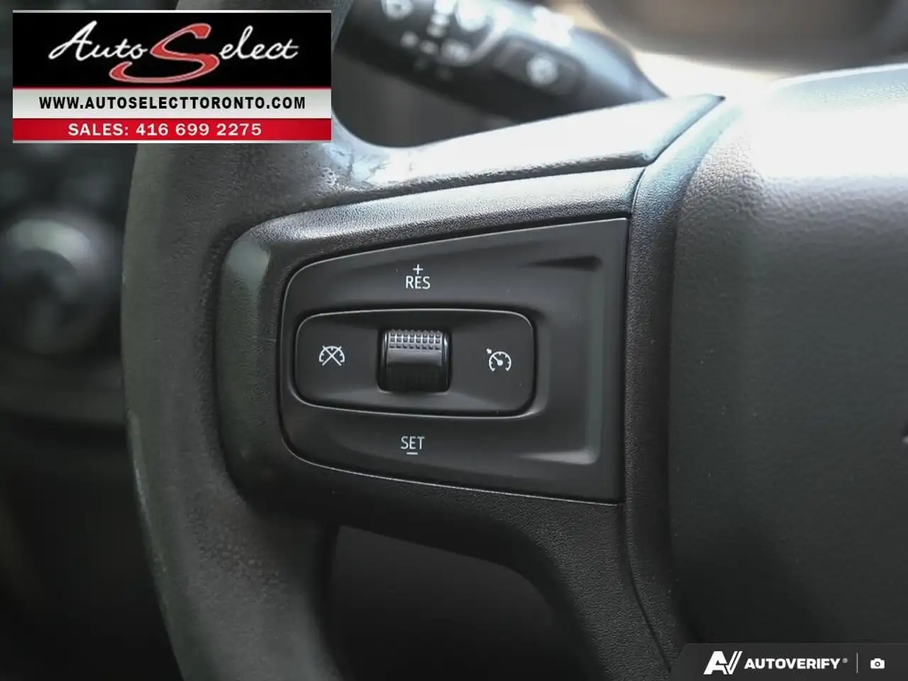 Chevrolet Silverado 1500 photo Chevrolet Silverado 1500