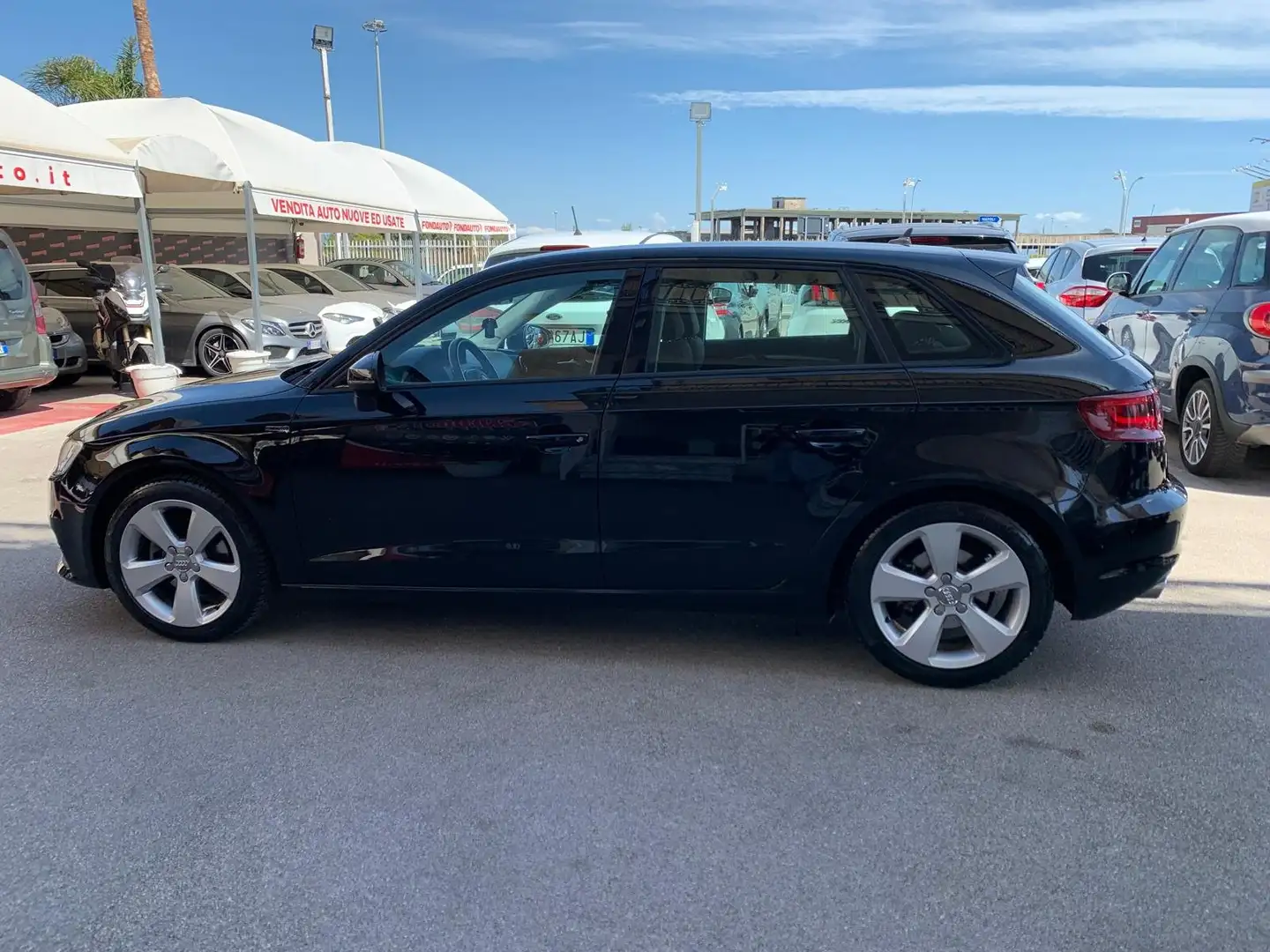 Audi A3 A3 5p 1.9 tdi Attraction 150cv auto Zwart - 2