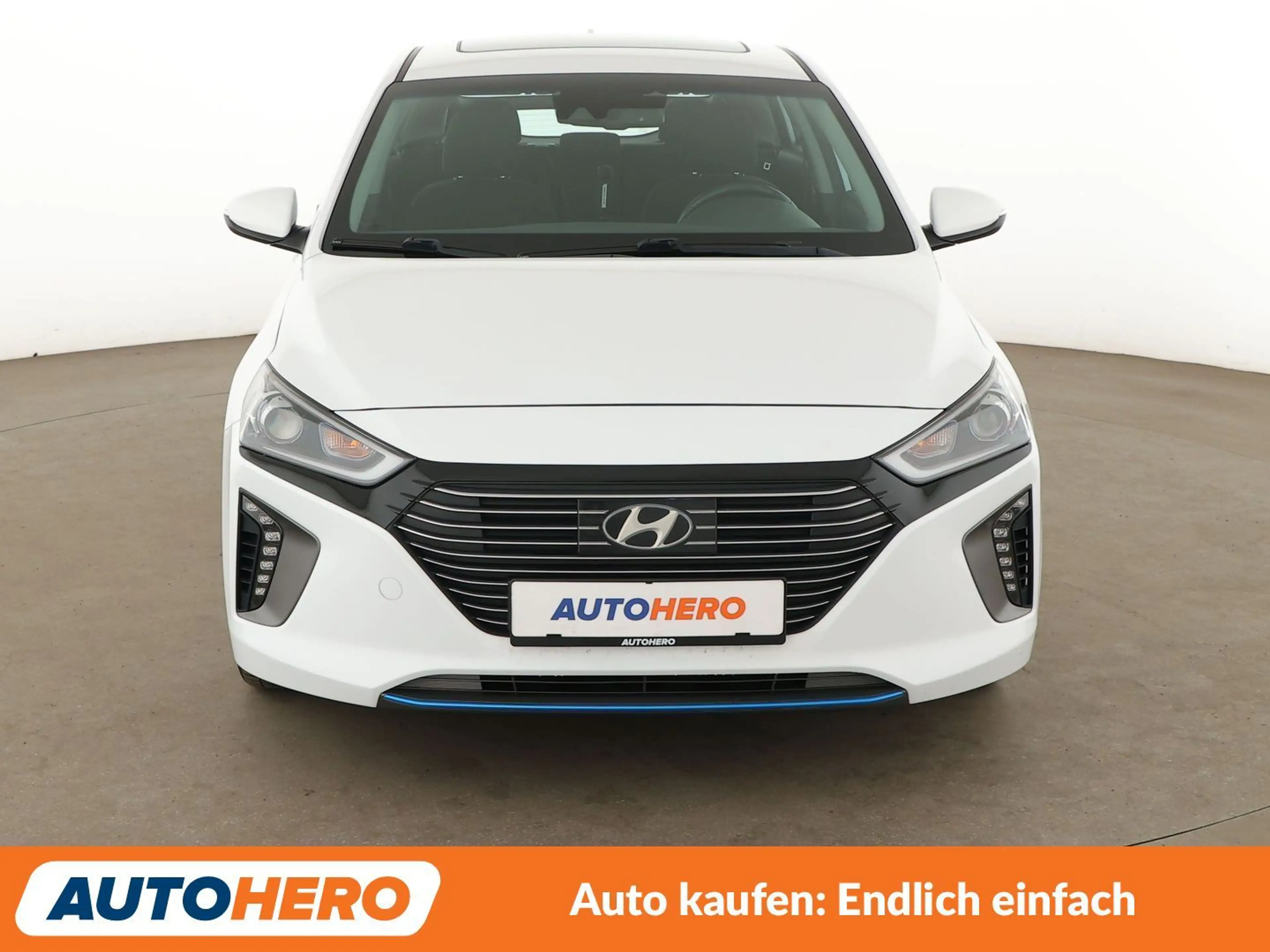 Hyundai IONIQ 1.6 Hybrid Style Aut.*NAVI*ACC*SPUR*CAM*PDC*SHZ* — photo 9
