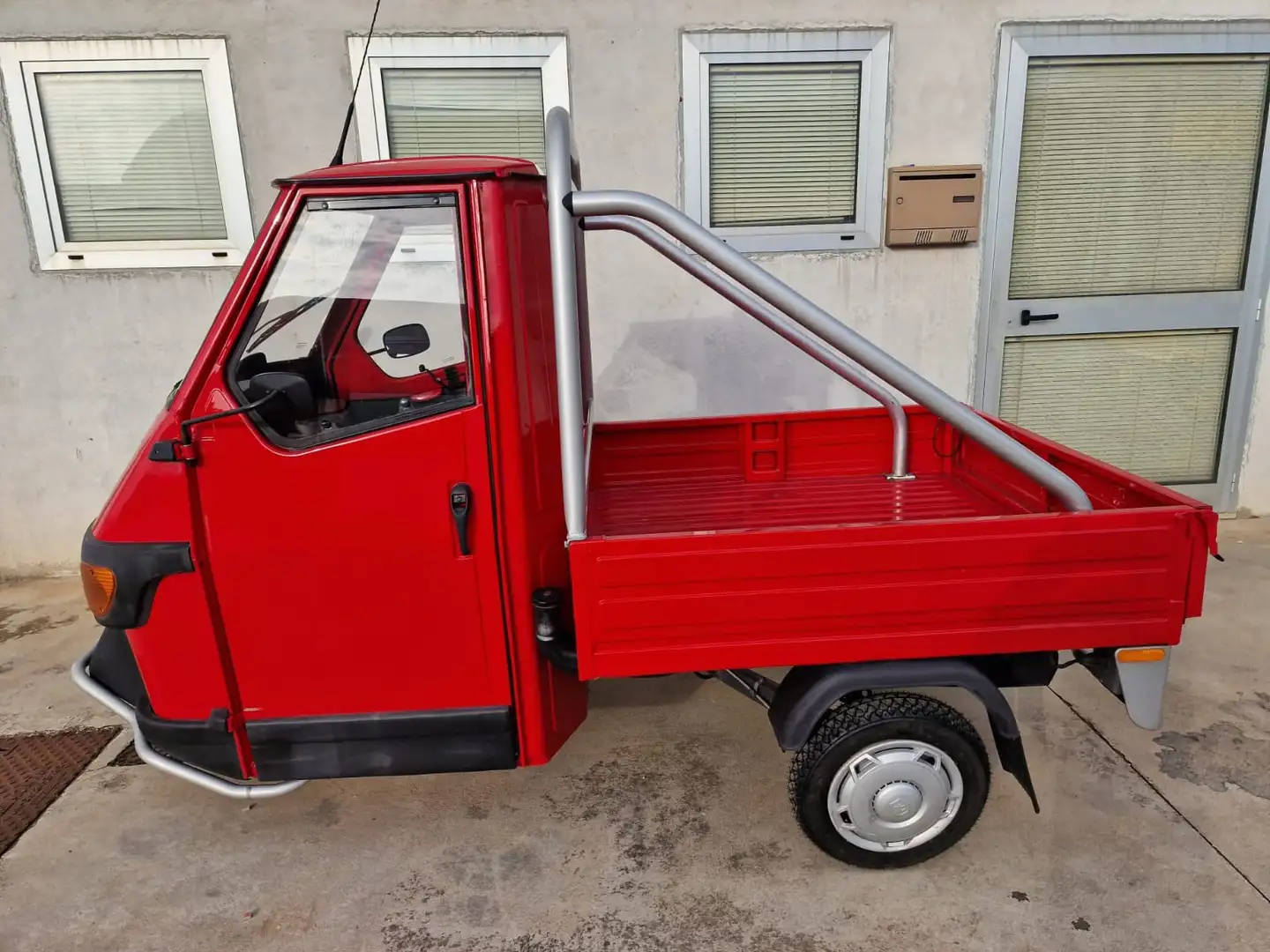 Piaggio Ape ape50 Красный - 2