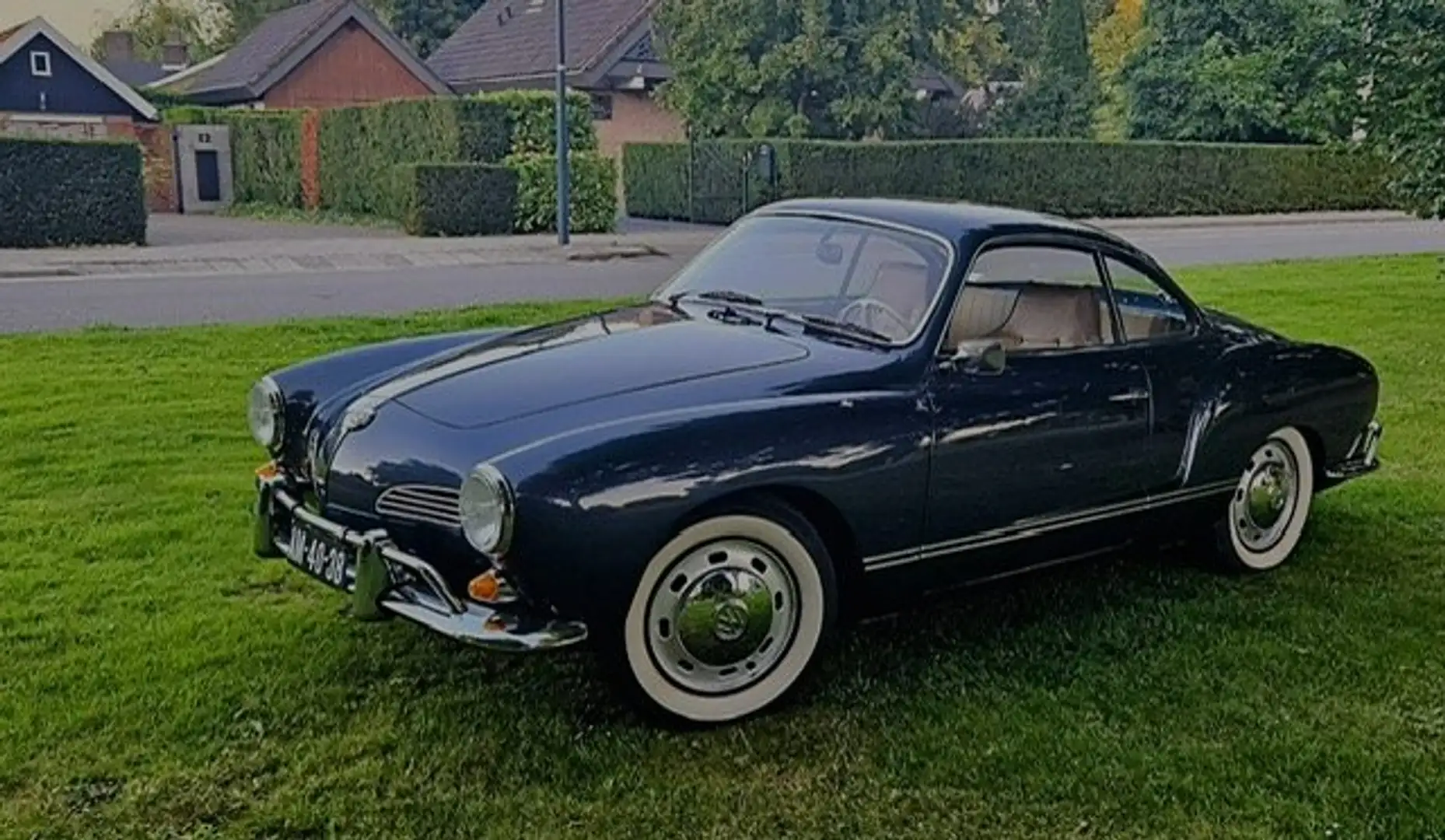 Volkswagen Karmann Ghia Синій - 2