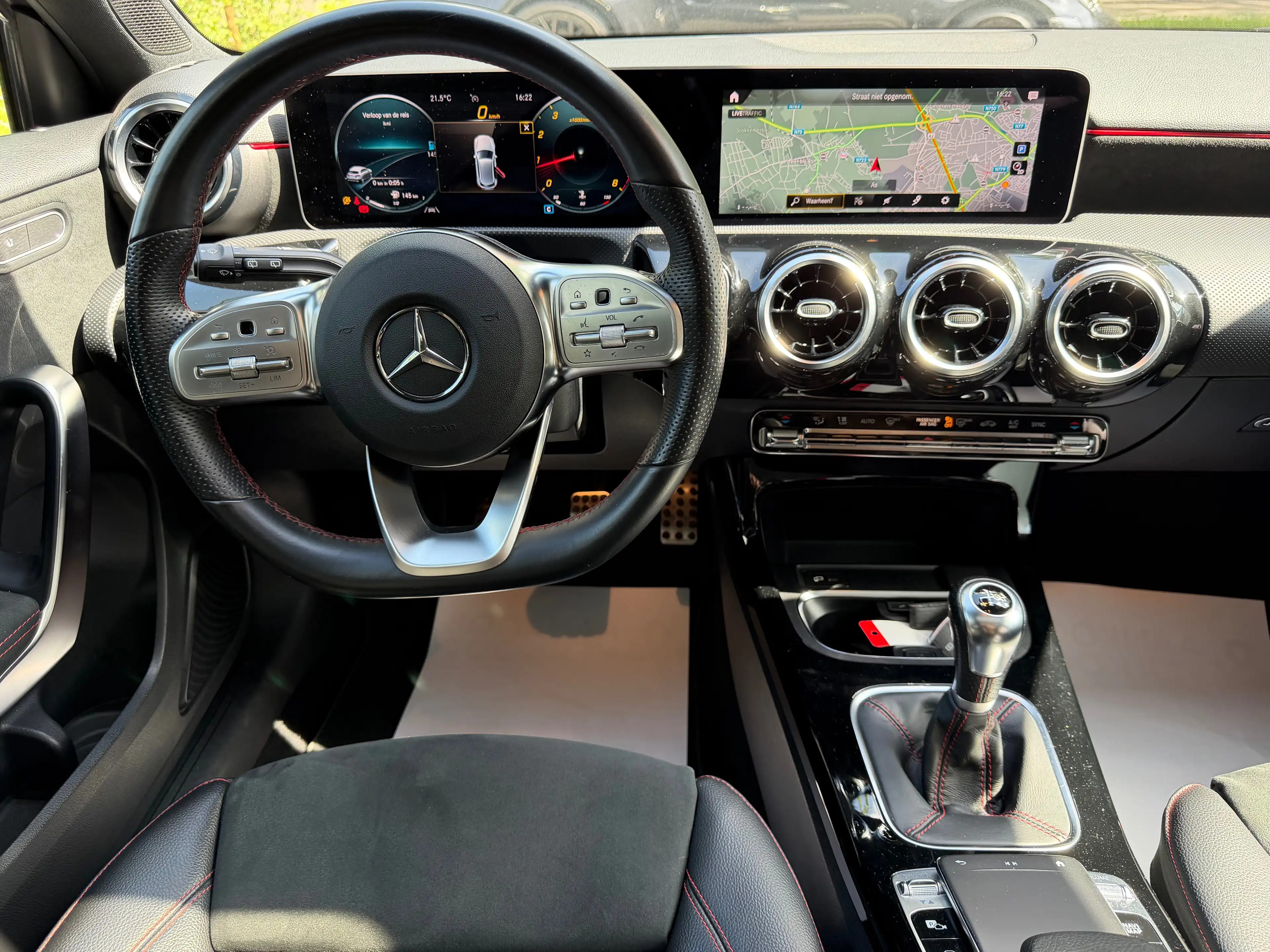 Mercedes-Benz A 180 A 180 Business Solution AMG (EU6d-TEMP),GARANTIE,PANO,NAVI,ACC,LED — photo 13