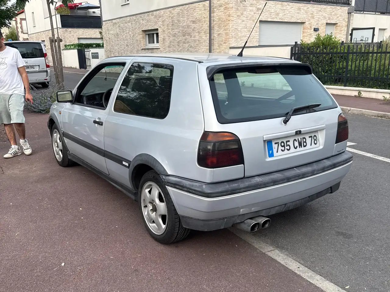 Volkswagen Golf 115 GLi A, foto 3
