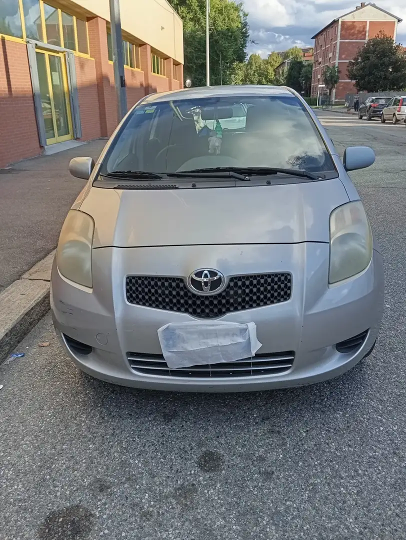 Toyota Yaris 5p 1.0 - 1
