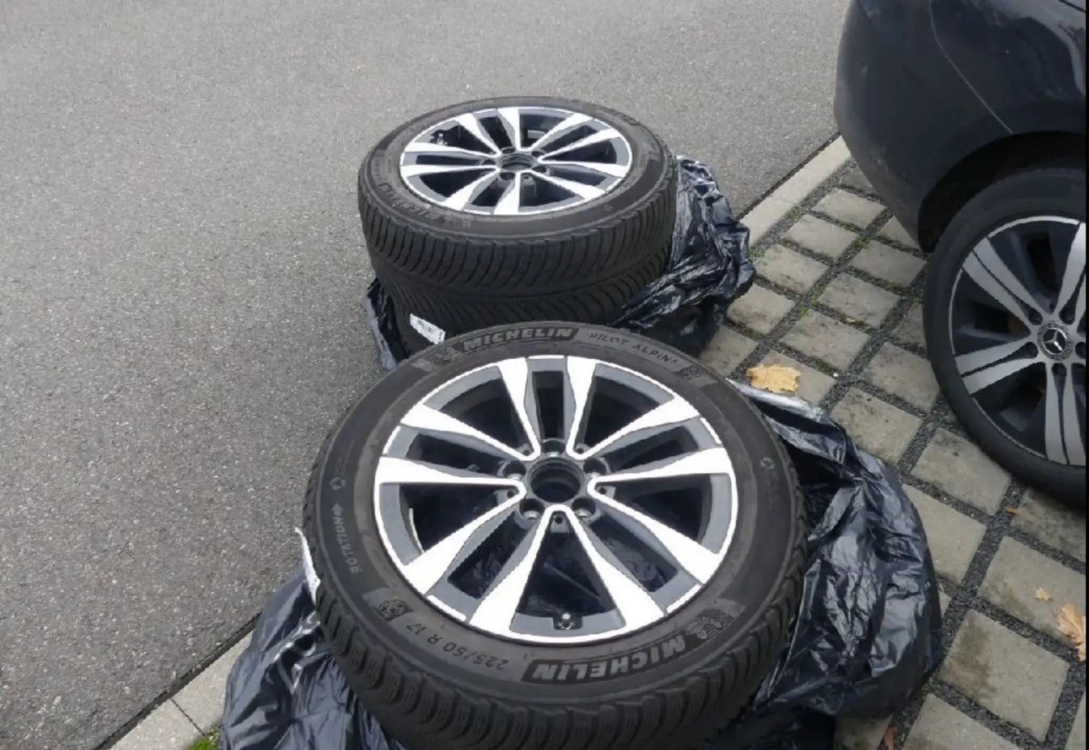 Mercedes-Benz C 300 e 9G Avantg LED/ACC/NAVI/STANDHZ/RFK/8Fa Noir - 2