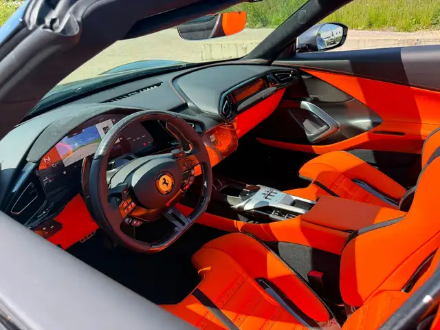 Ferrari 12 Cilindri view 8