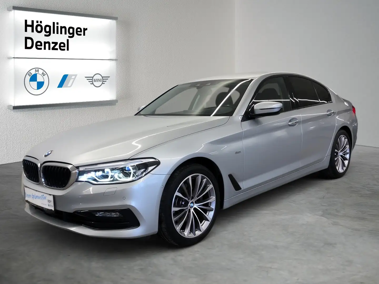 BMW 520 d xDrive Silber - 2