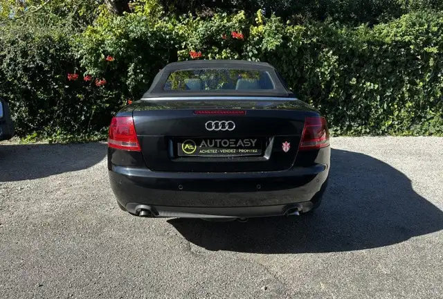 Audi A4 view 5