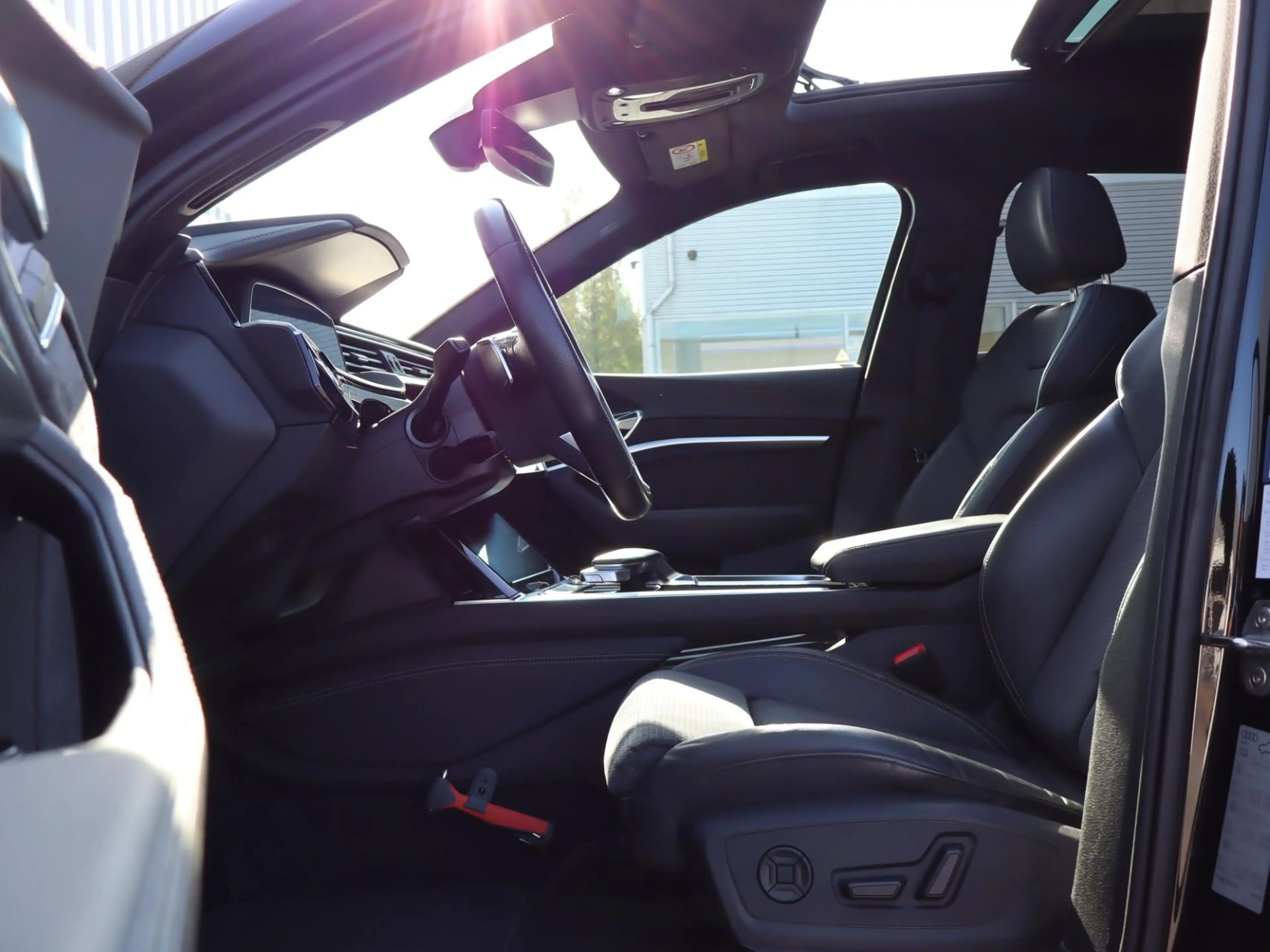 Audi e-tron 55 quattro 409pk S Edition 95 kWh | SoH 94% | ACC — photo 4