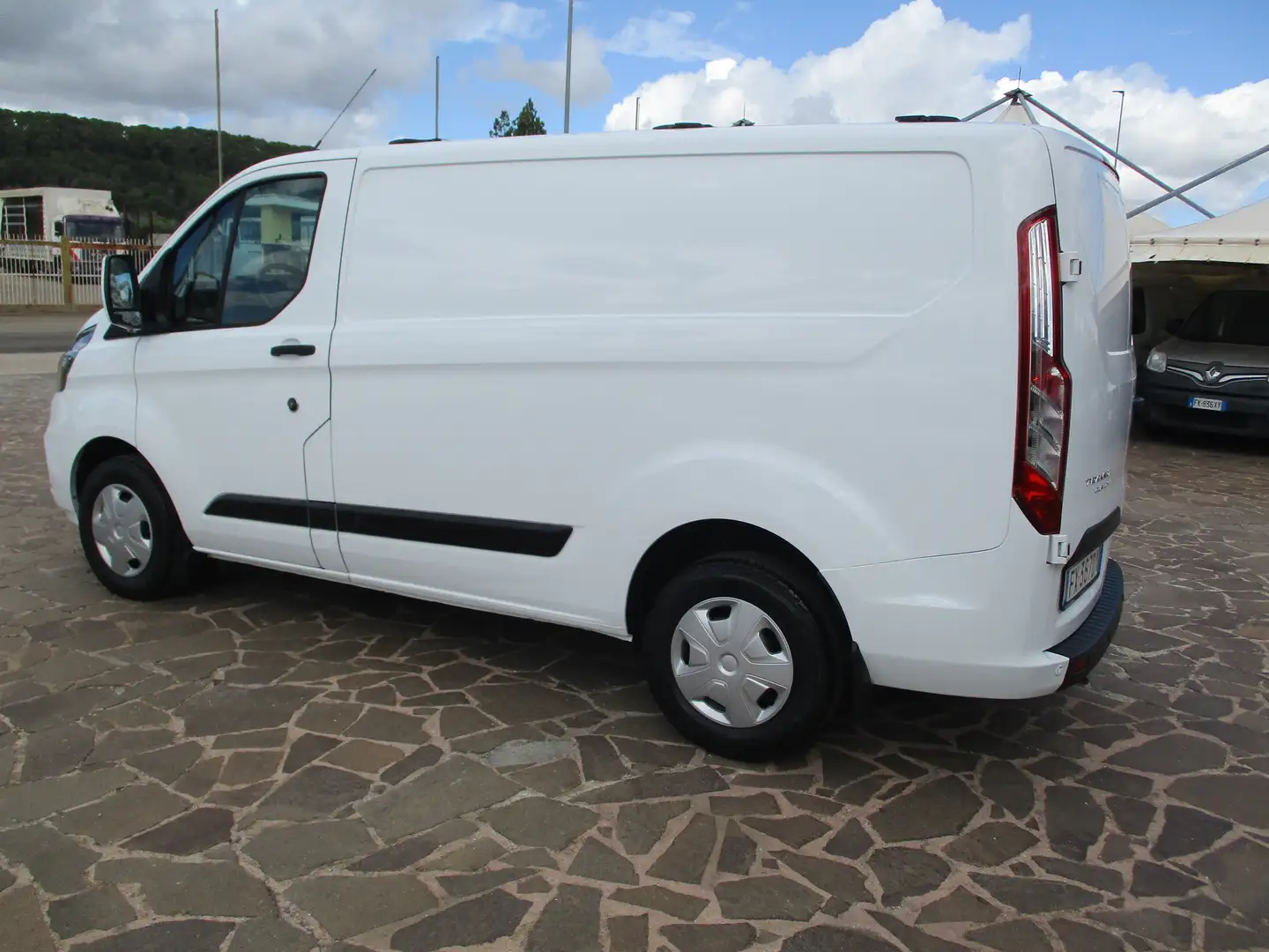 Ford Transit Custom 2.0 TDCI 130CV Weiß - 2