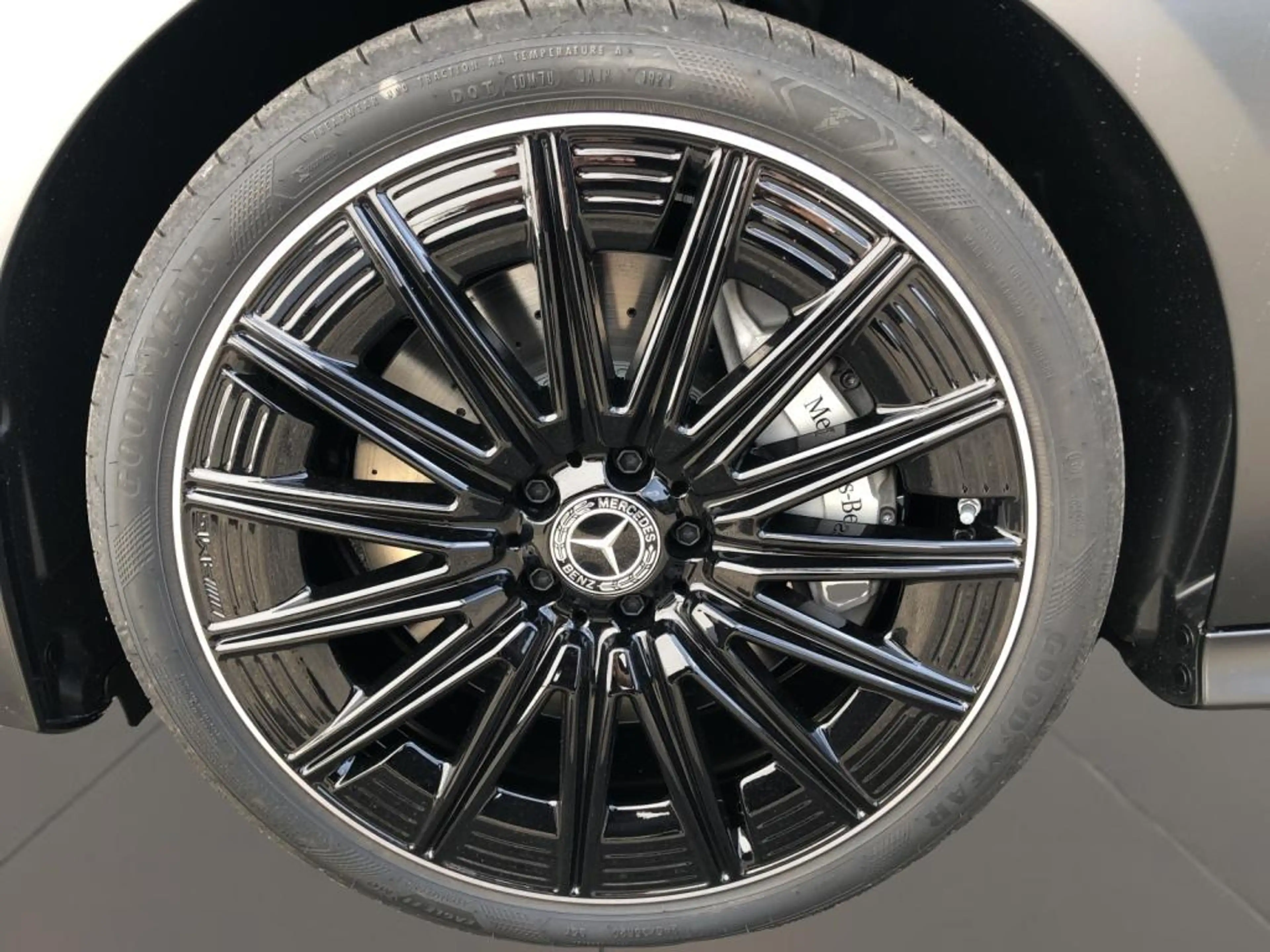 Mercedes-Benz CLE 450 4MATIC Cabriolet +AMGPremium+20Z+360° — photo 11