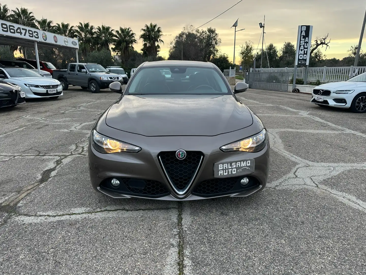 Alfa Romeo Giulia 2.2 TD 150 CV Gris - 2