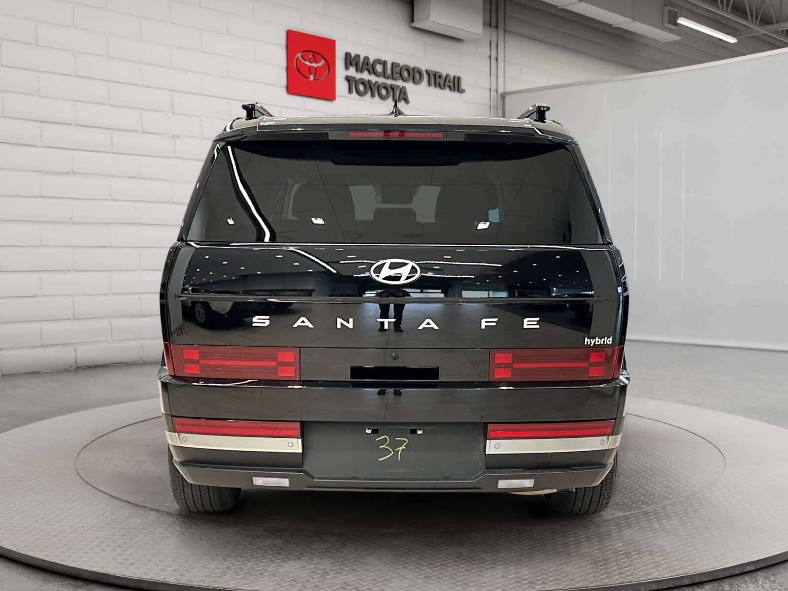 2026 Hyundai Santa Fe Preferred AWD | No Accident | 7-Seater | Low Milea — photo 1