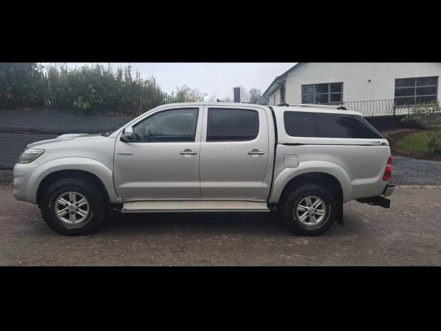 Toyota Hilux 3.0L 171 D-4D 4x4 INVINCIBLE Grigio - 2