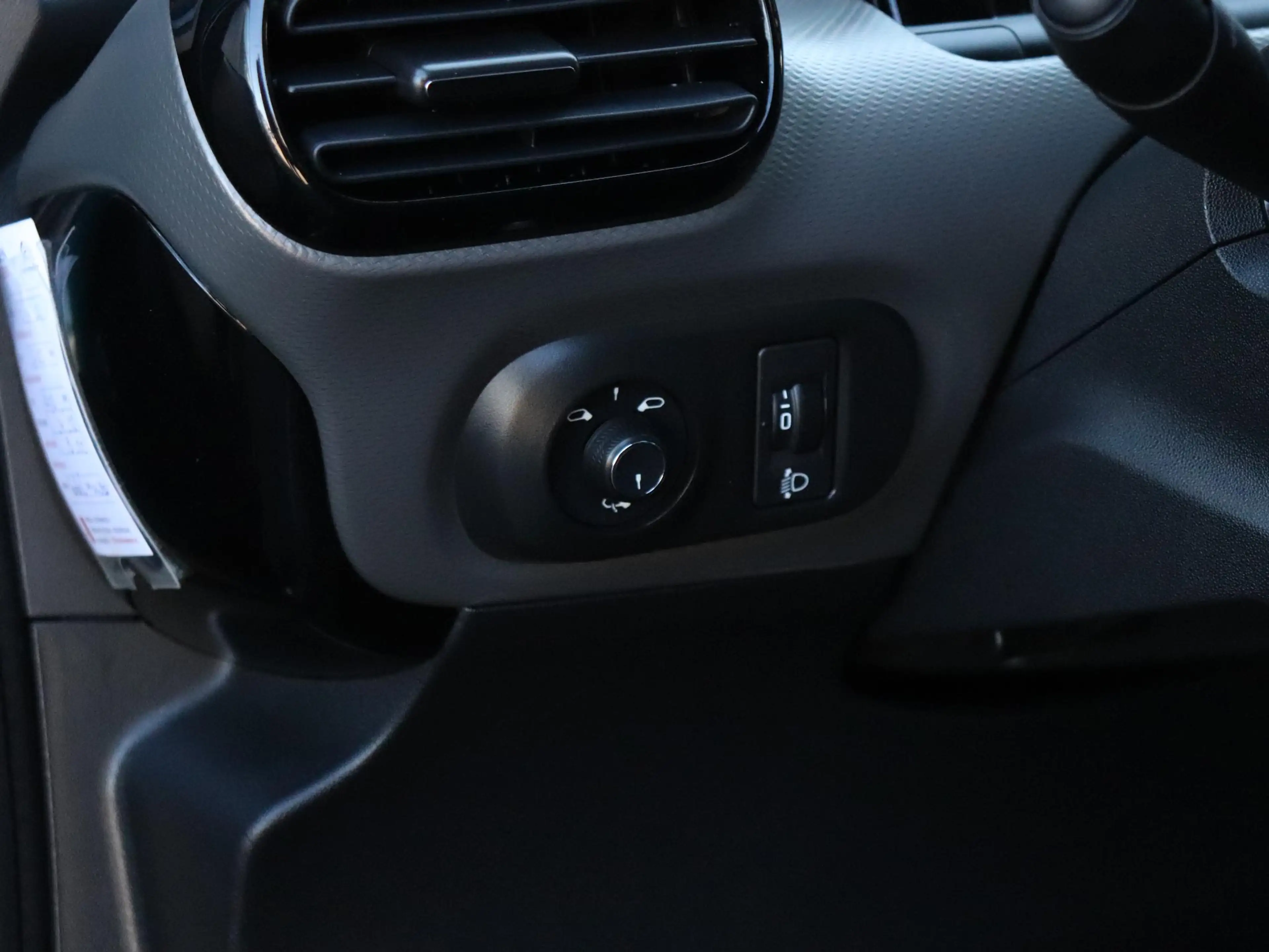 Citroen C4 Cactus 1.2 PureTech Shine | AUT. | LEDER | TREKHAAK | PAN — photo 21