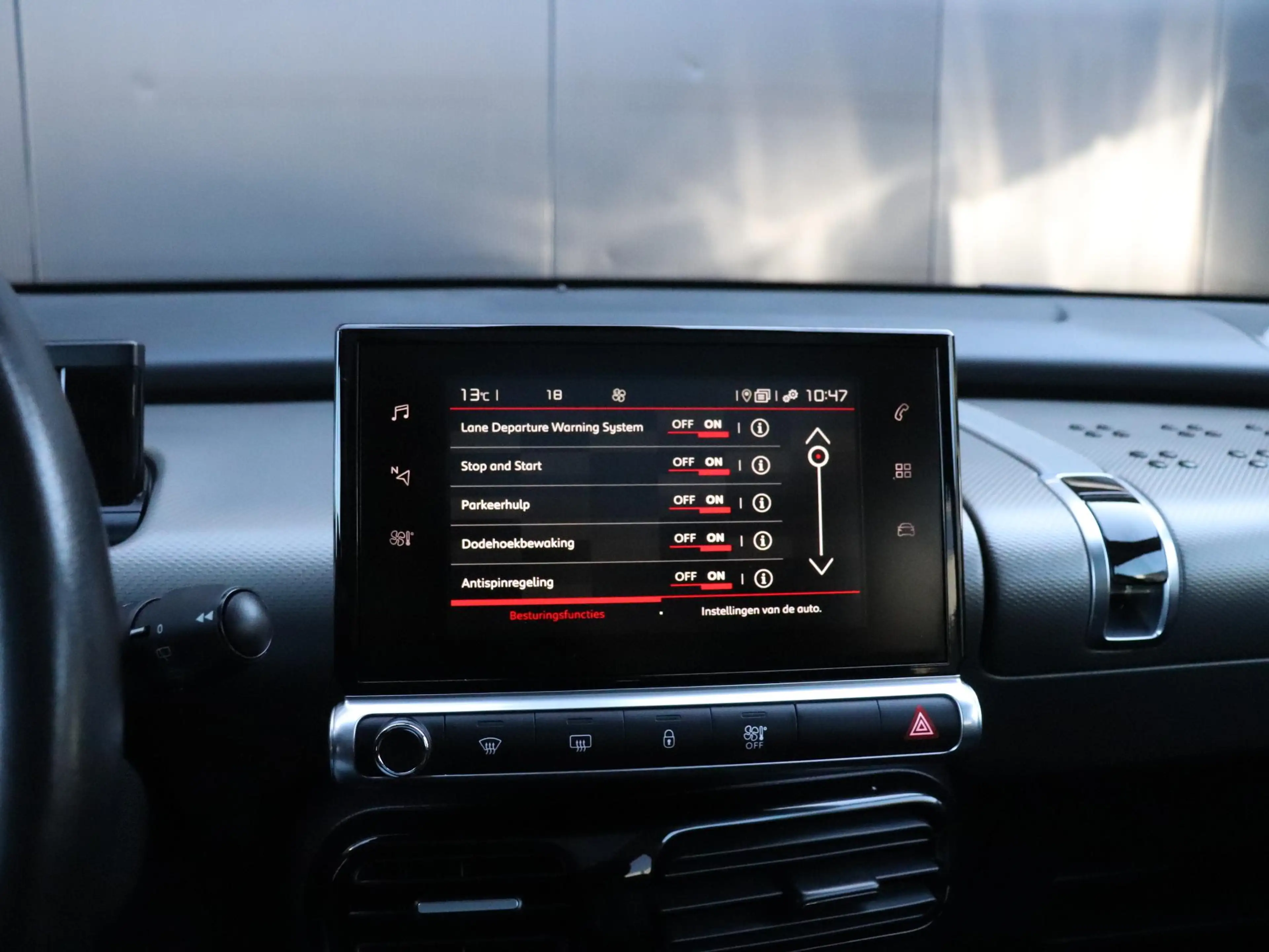 Citroen C4 Cactus 1.2 PureTech Shine | AUT. | LEDER | TREKHAAK | PAN — photo 10