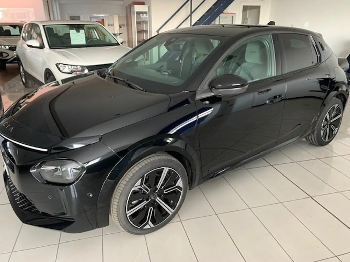 Lancia Ypsilon Ypsilon Hybrid 100 cv AUT - super offerta! Nero - 1