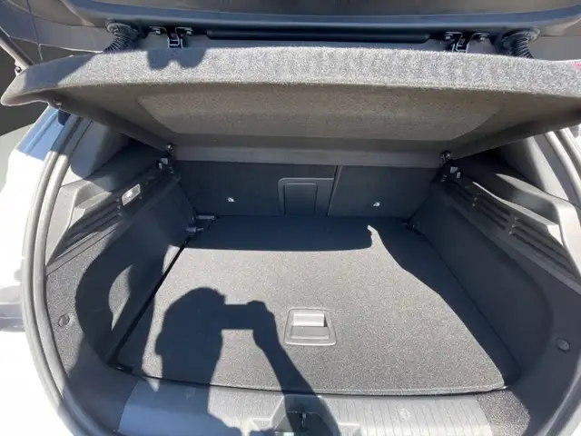 Opel Astra view 7