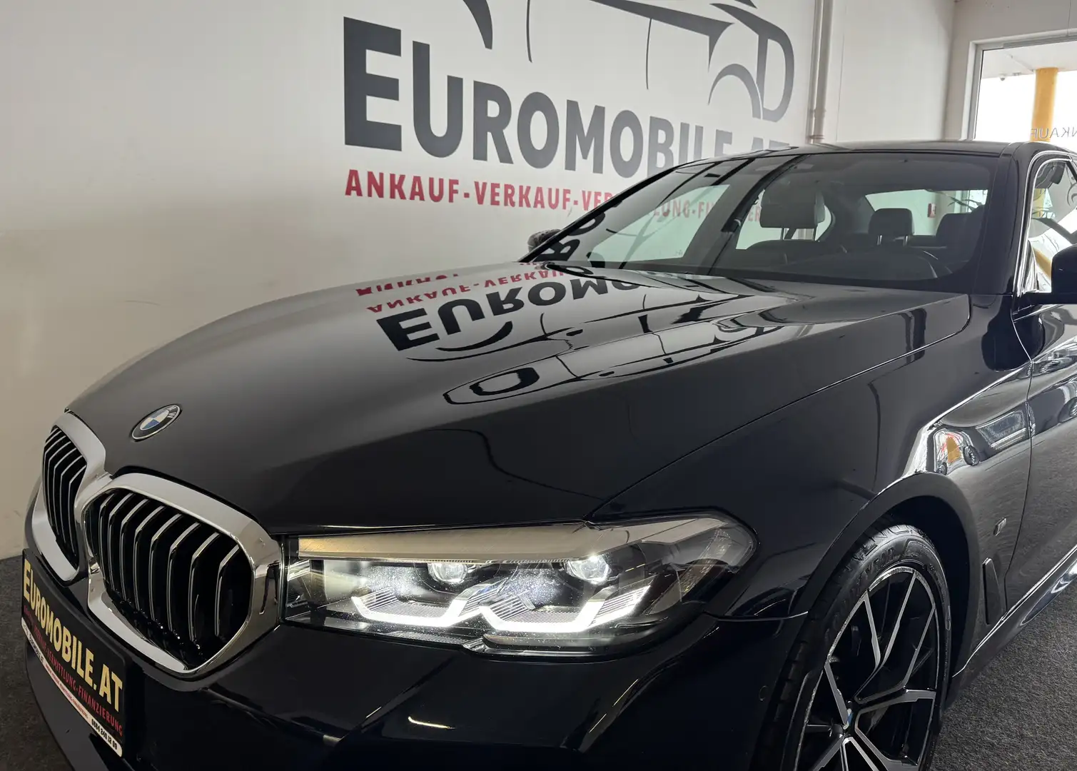 BMW 530 530 d M Sport-P. VOLL-AUSSTATTUNG*RFK*HU*LED*LEDER Schwarz - 2