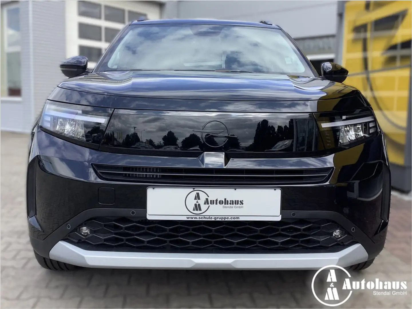 Opel Frontera GS 1.2 107kW PDC SHZ KAMERA NAVI Zwart - 2