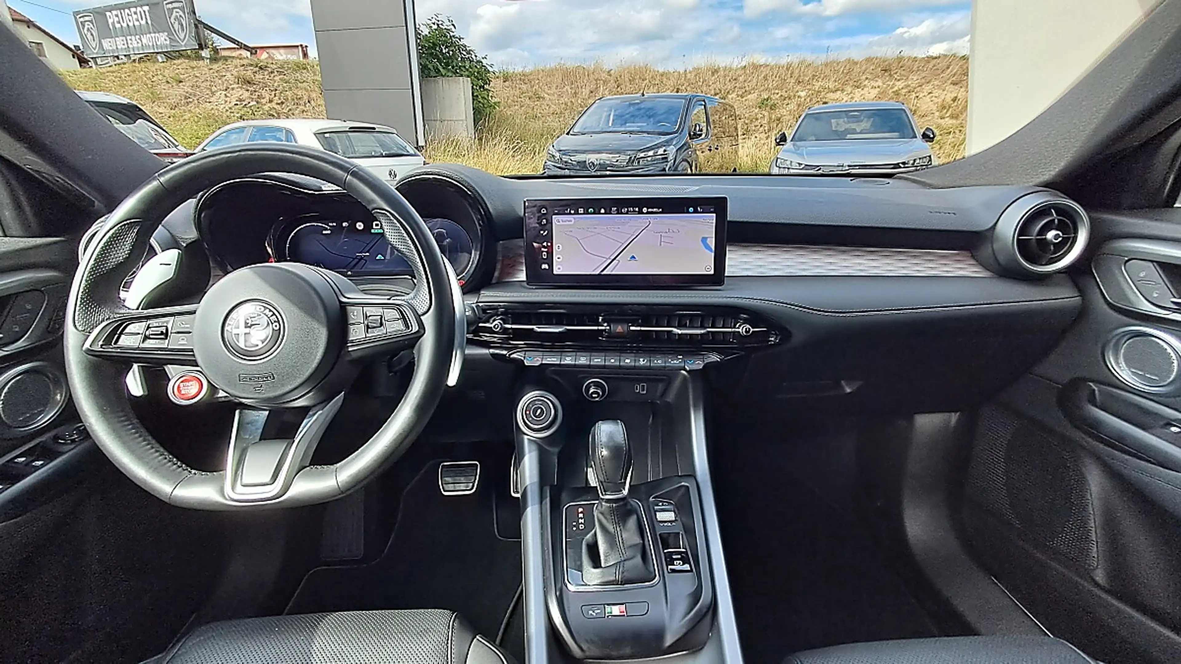 Alfa Romeo Tonale Veloce 1.5 T4 48V MHEV VGT DCT — photo 13