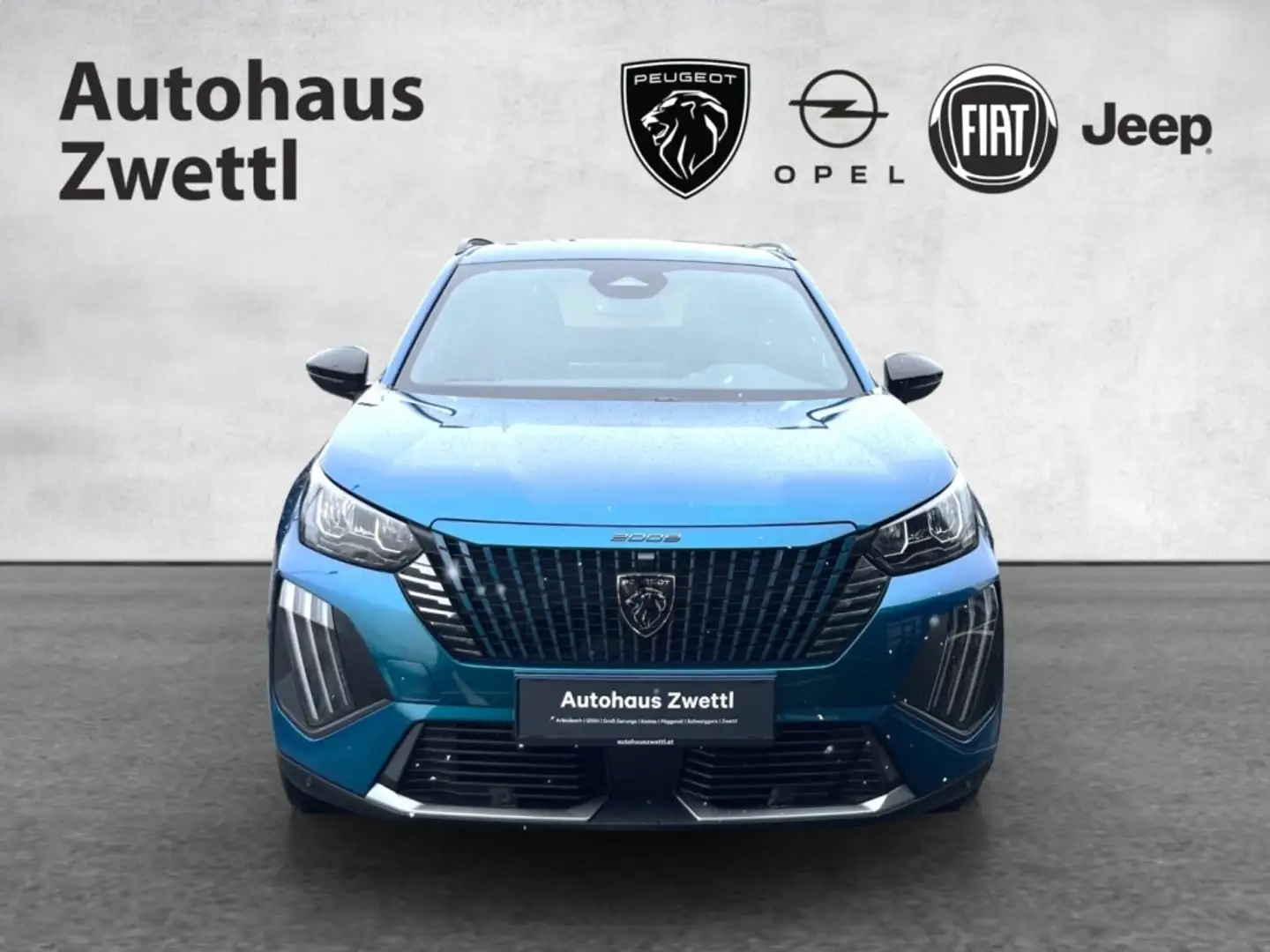 Peugeot 2008 Allure Hybrid 145 e-DCS6 Blau - 2
