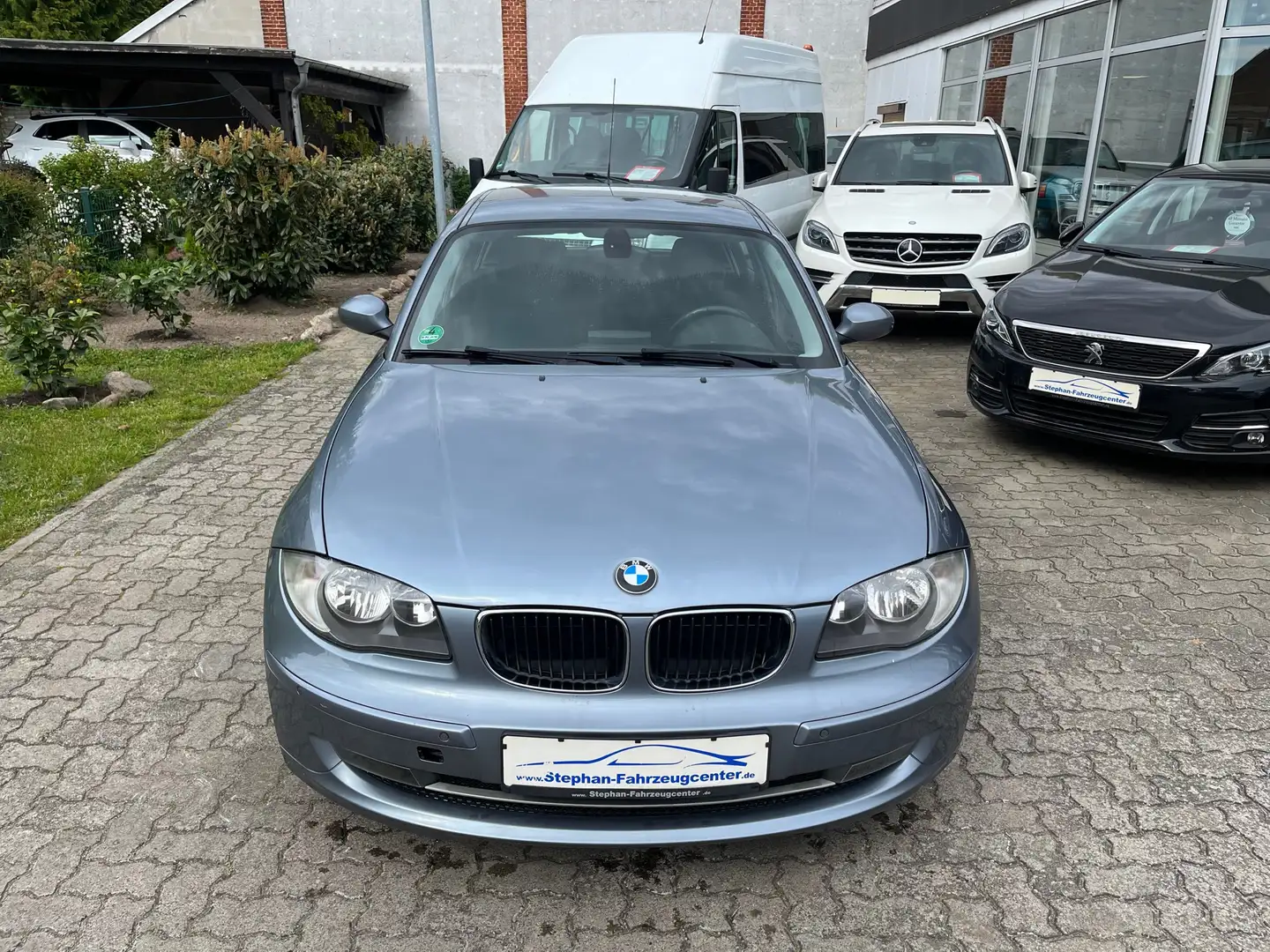 BMW 118 118i Autom. ,,Mit Motorprobleme“ Grau - 2