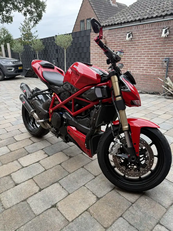 Ducati Streetfighter