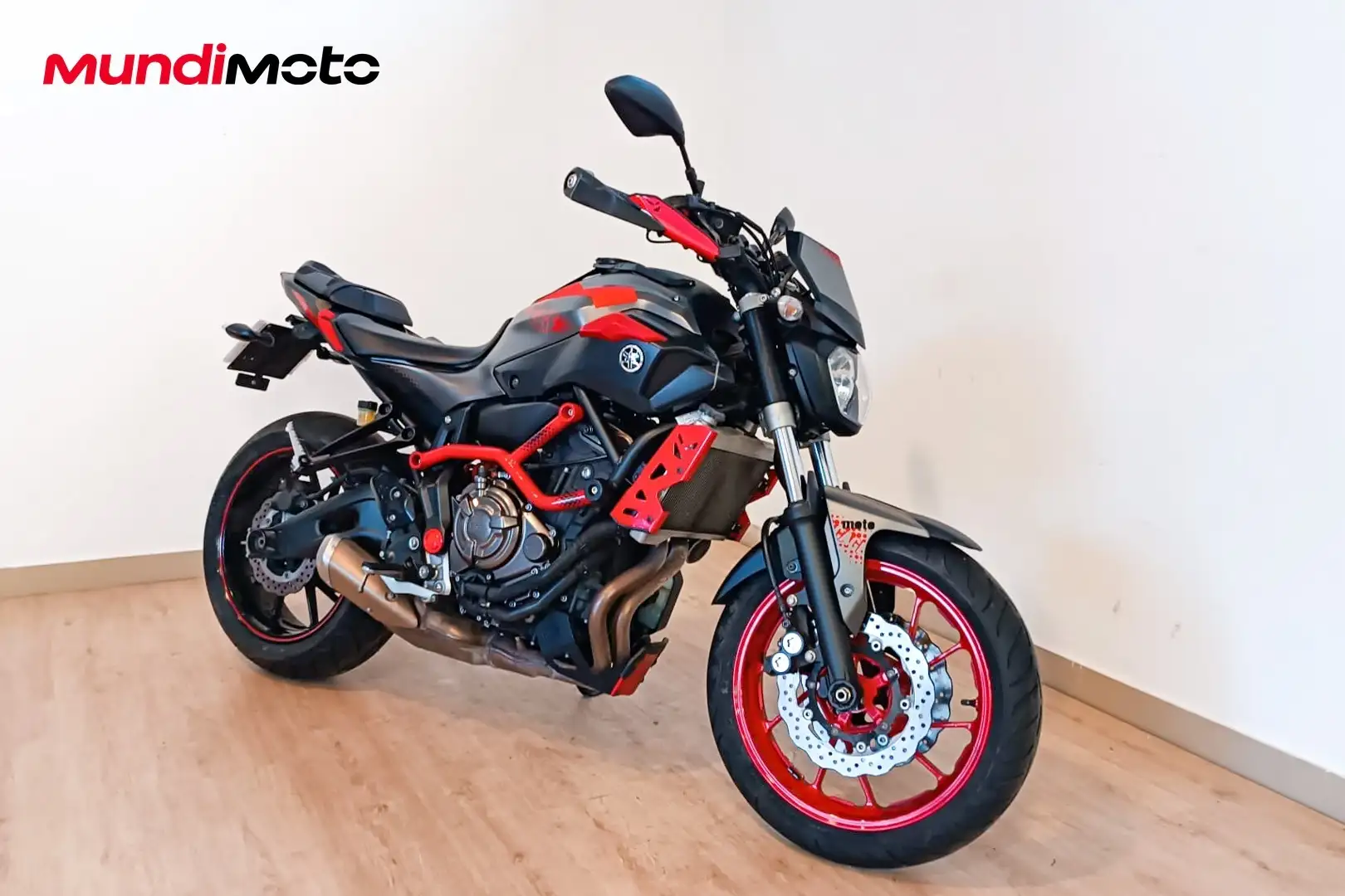 Yamaha MT-07 - 2