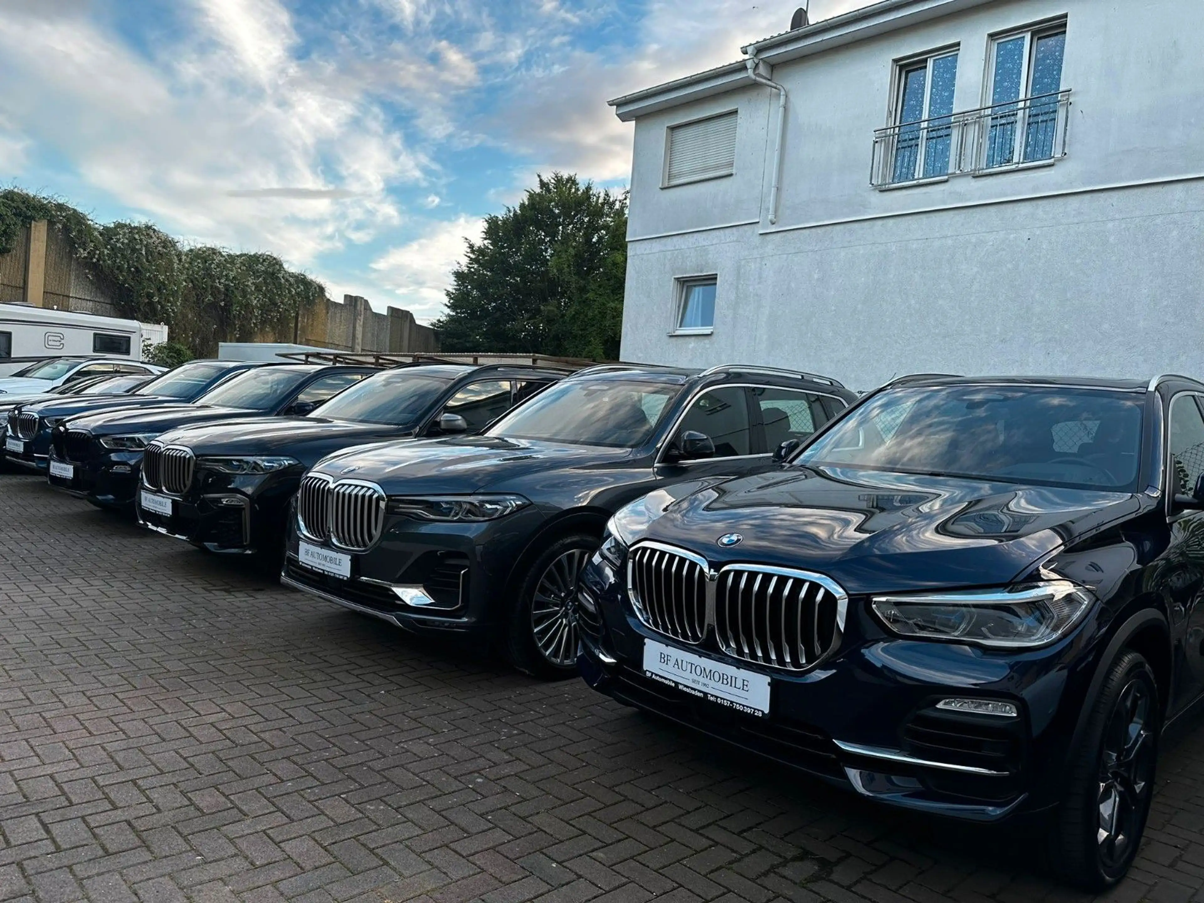 BMW iX xDrive40 M Sport Laser*AHK*Sitzklima*H&K*360° — photo 9