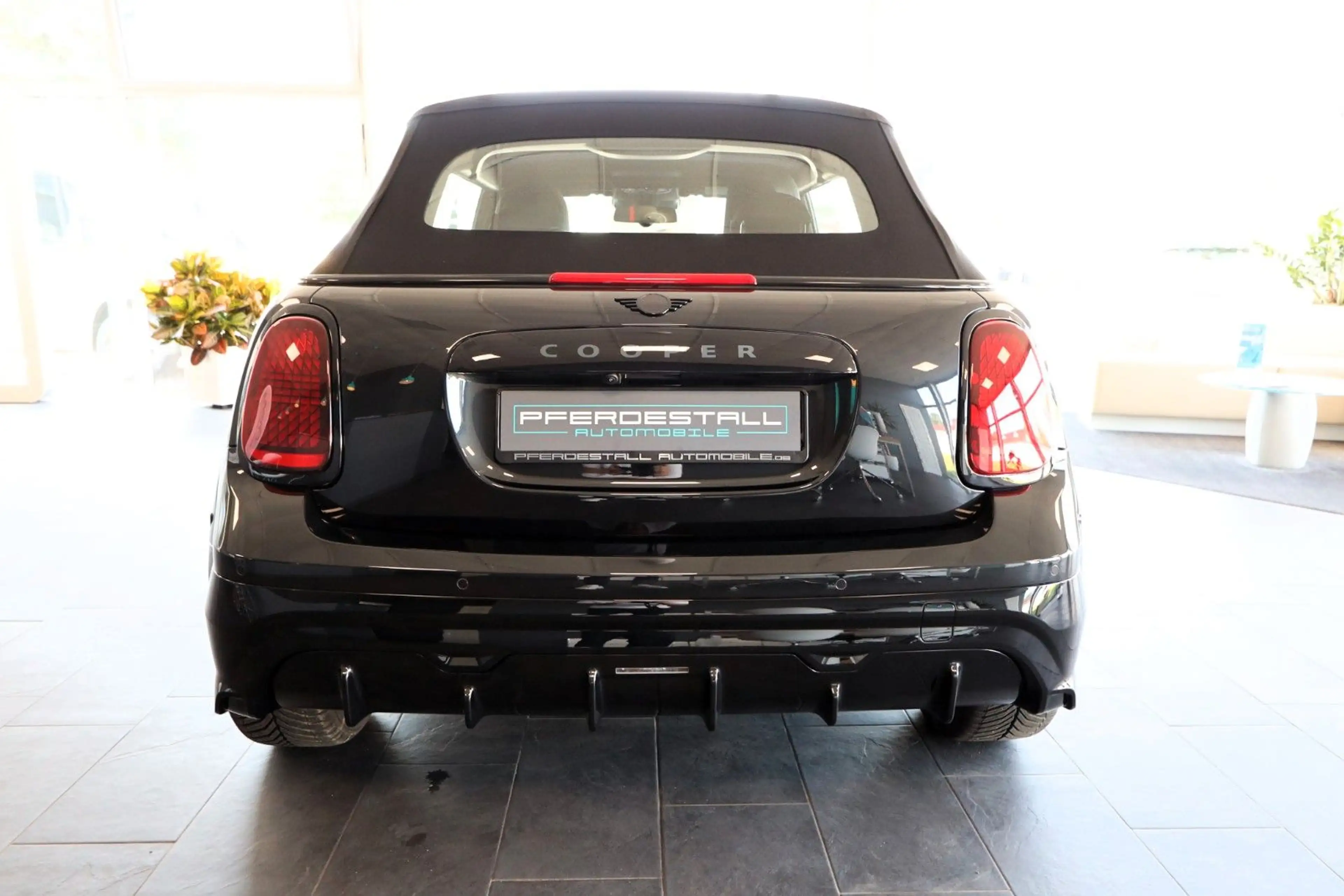 MINI Cooper Cabrio John Cooper Works Trim Paket: L — photo 8