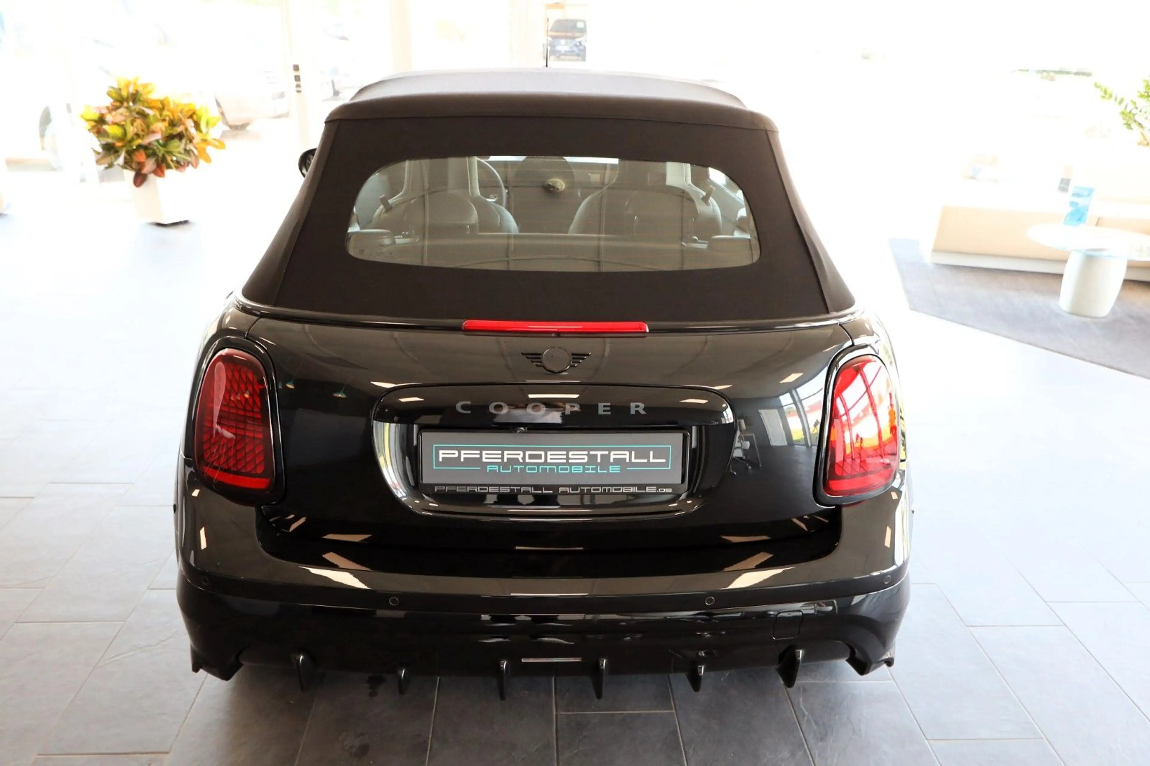 MINI Cooper Cabrio John Cooper Works Trim Paket: L — photo 9