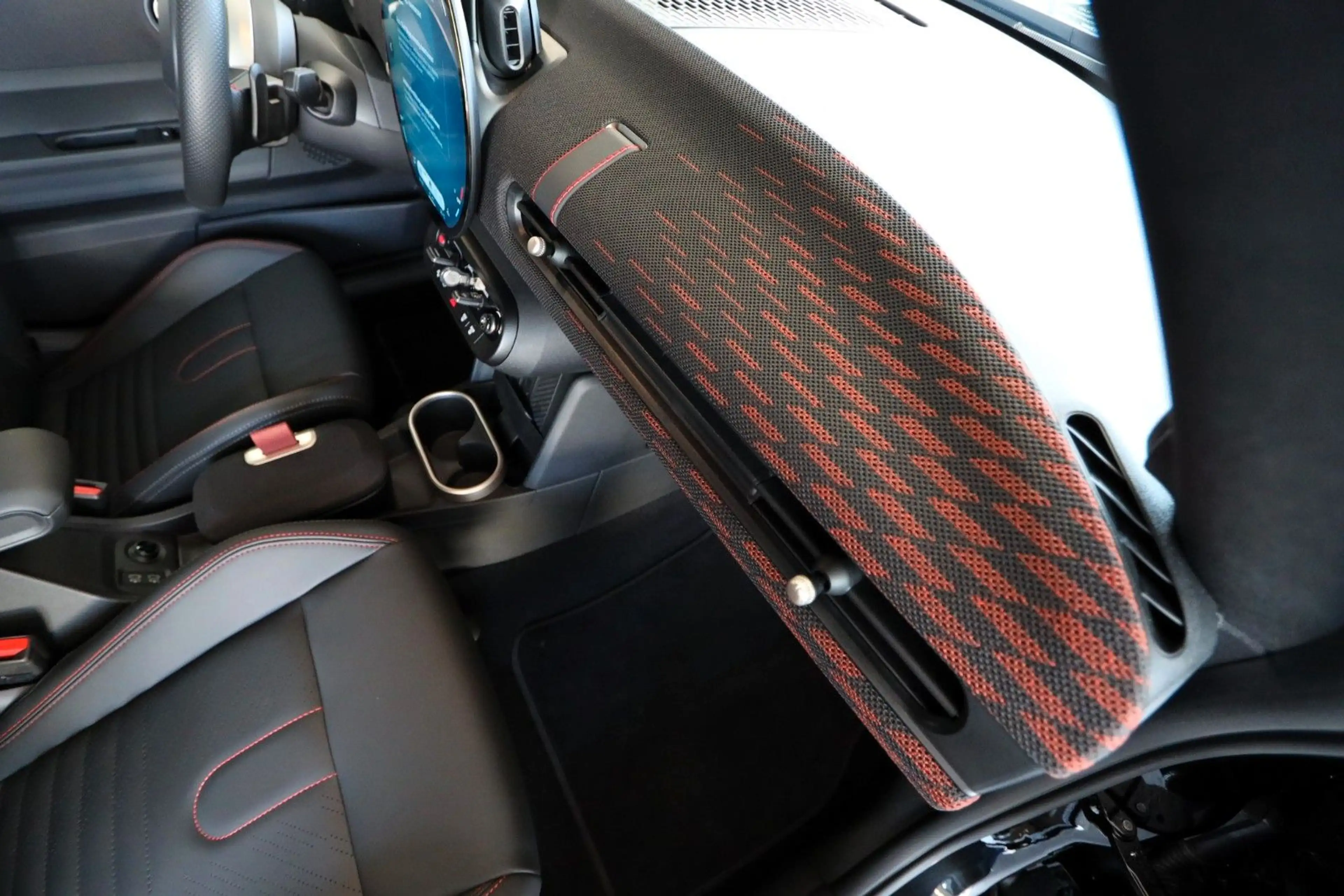MINI Cooper Cabrio John Cooper Works Trim Paket: L — photo 17