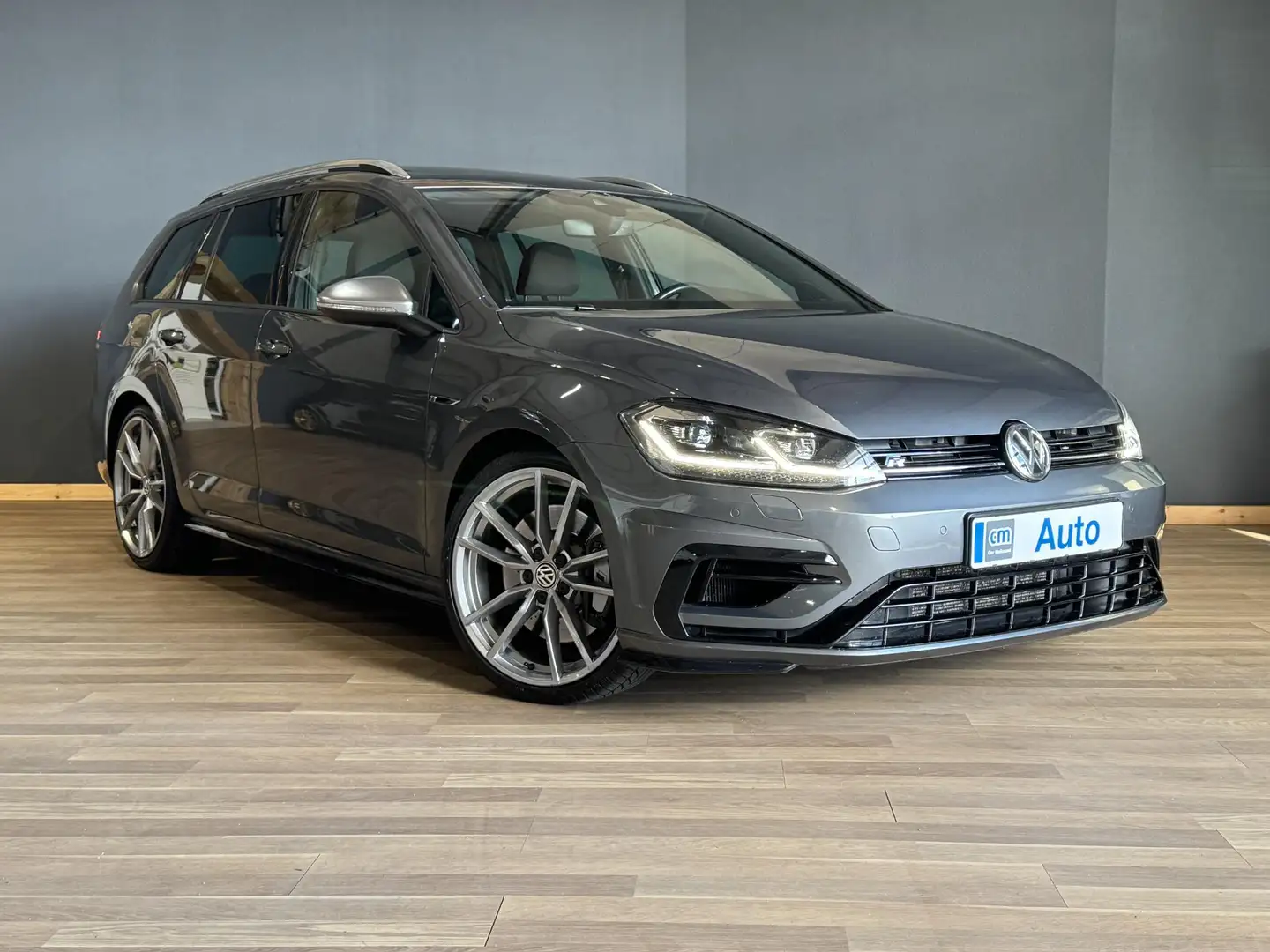 Volkswagen Golf Variant 2.0 TSI 4Motion R PANO | DYN | KEYLESS Grijs - 1