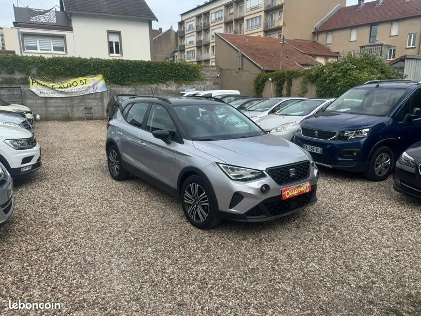 SEAT Arona 1.0 tsi 110ch dsg7 fr Gris - 1