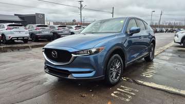 GS! AWD! SUNROOF! HEATED SEATS! APPLE CARPLAY!