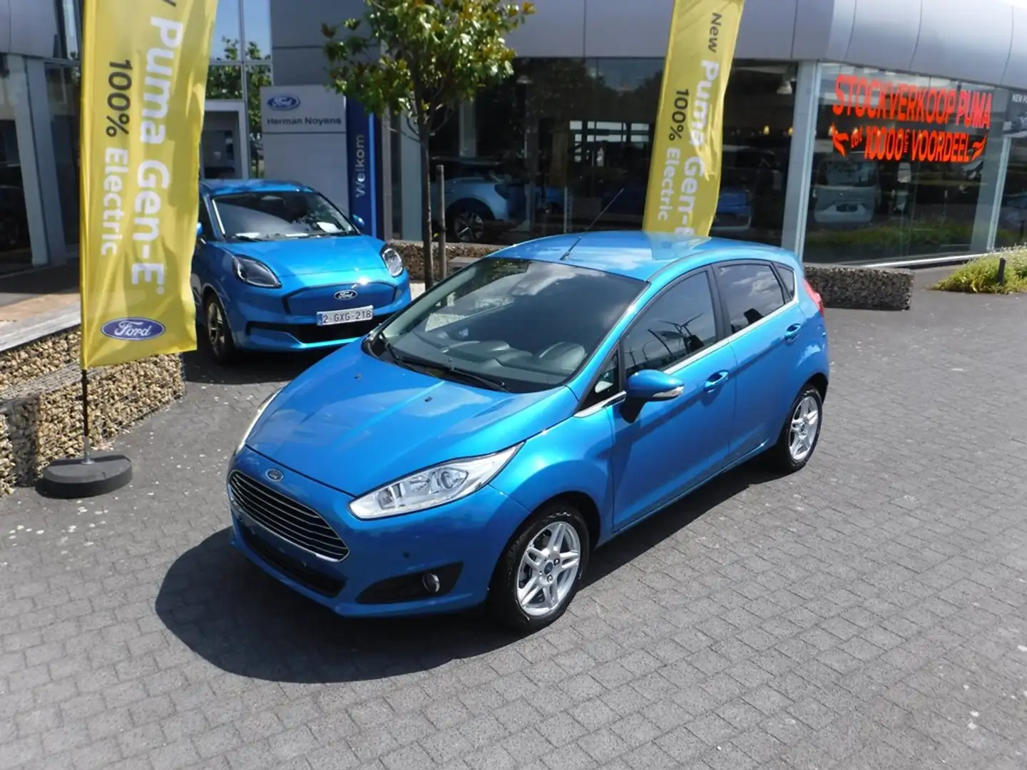 Ford Fiesta 1.0i EcoBoost  100 PS / 74 kW S&amp;S 5d Titanium Azul - 1