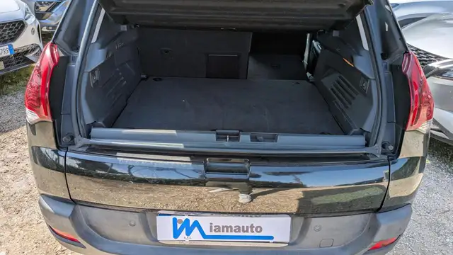 Peugeot 3008 view 5